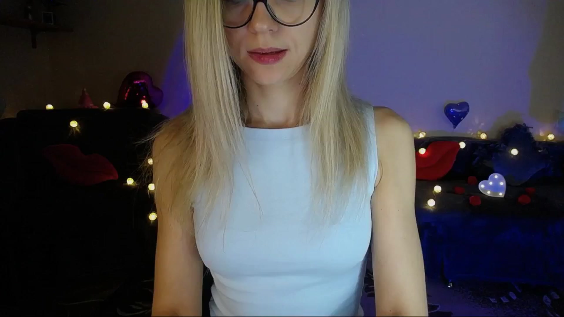 Gallery image thumbnail from Sunshine_alis's myfreecams stream on, 05/15/2025, 17:24 image 7 of 20