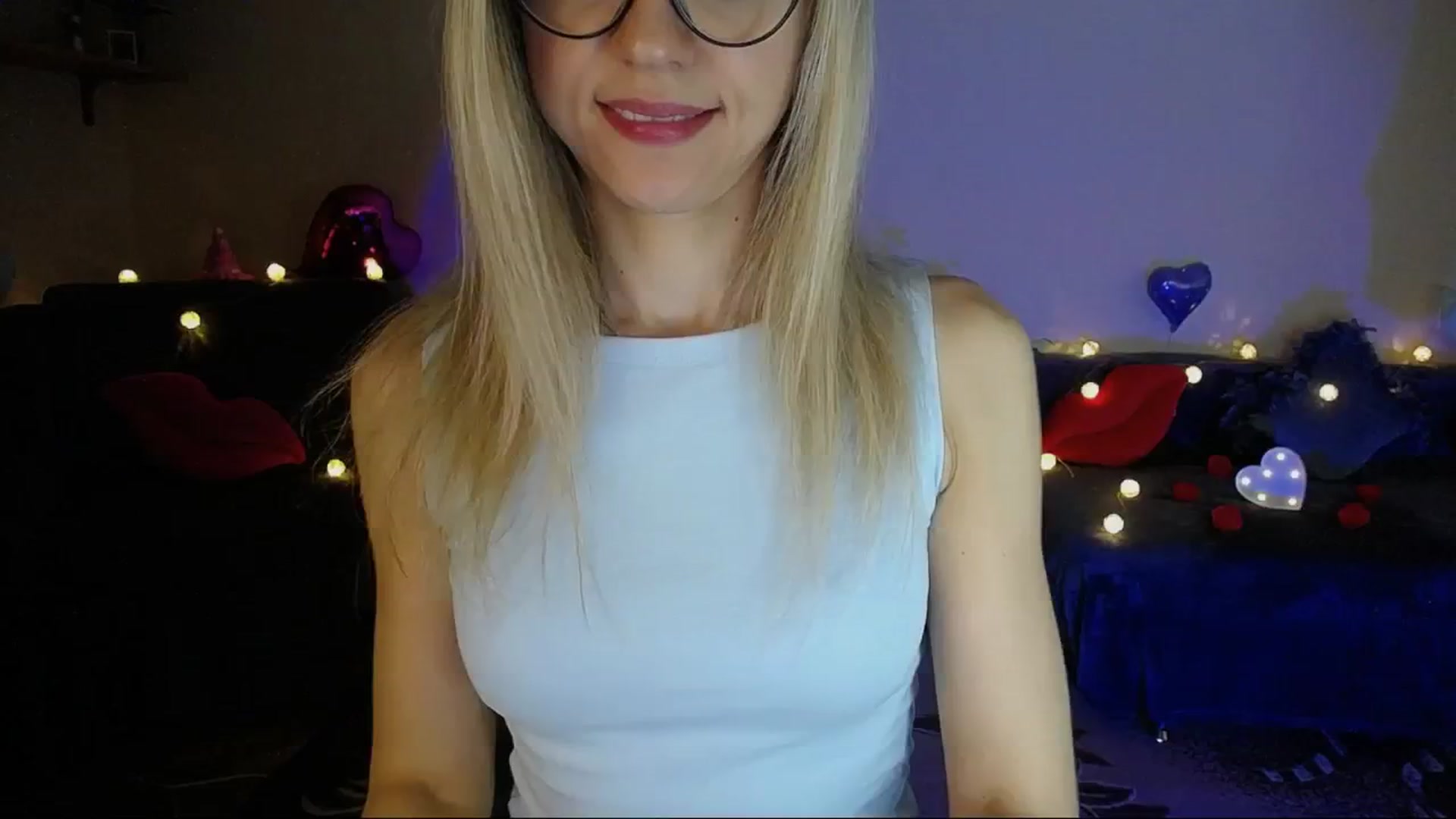 Gallery image thumbnail from Sunshine_alis's myfreecams stream on, 05/15/2025, 17:24 image 9 of 20