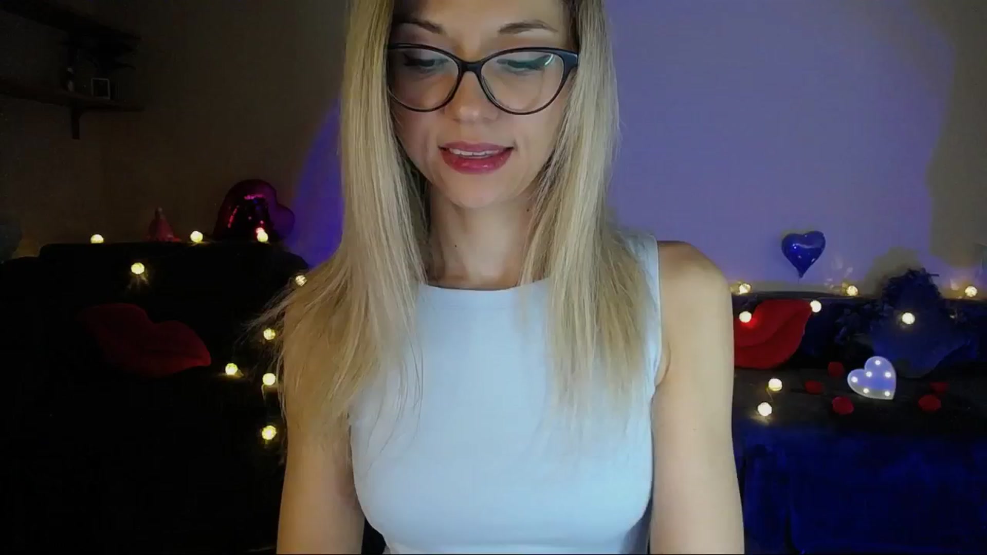 Gallery image thumbnail from Sunshine_alis's myfreecams stream on, 05/15/2025, 17:24 image 5 of 20