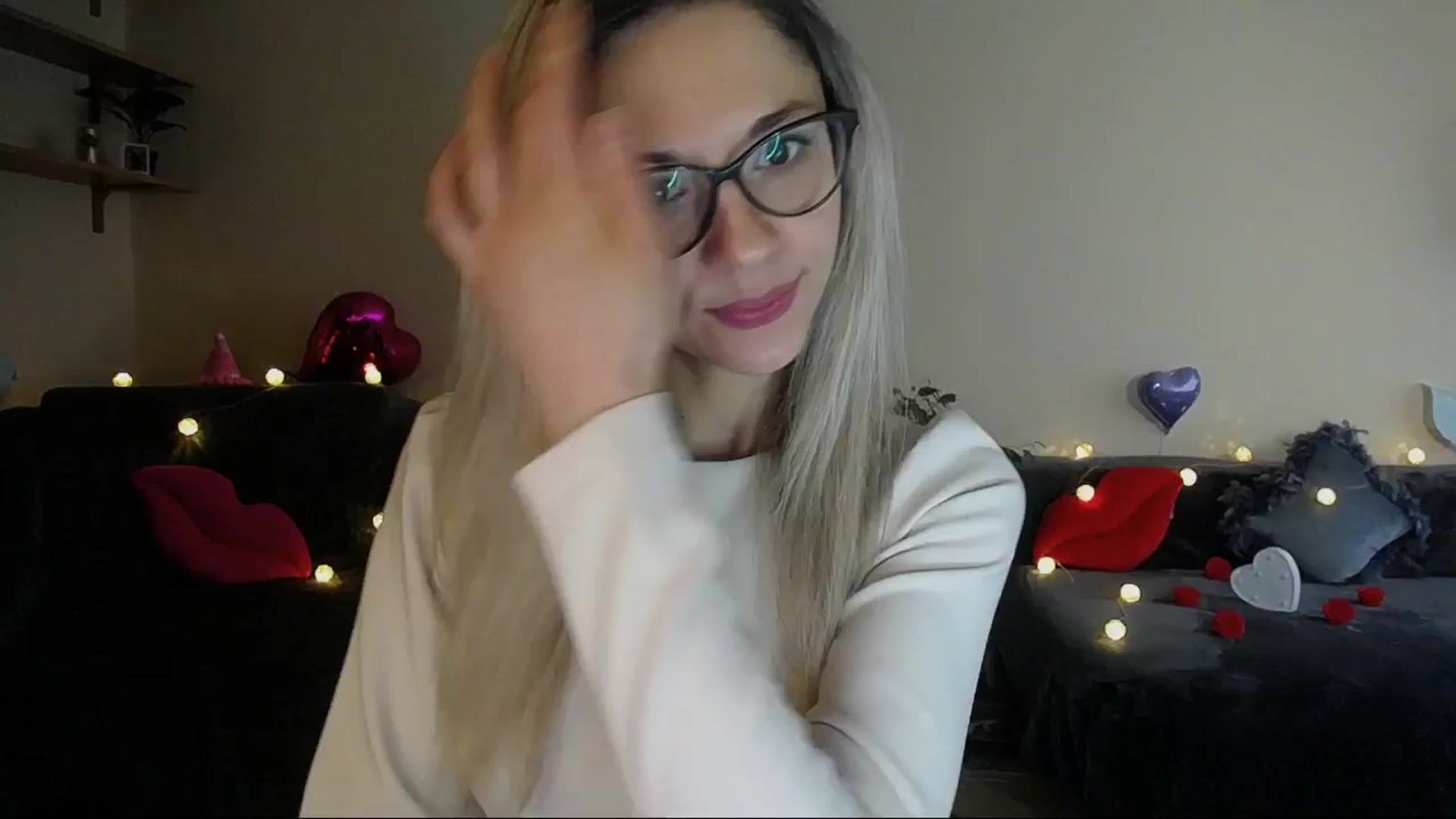 Gallery image thumbnail from Sunshine_alis's myfreecams stream on, 05/17/2025, 16:11 image 11 of 20