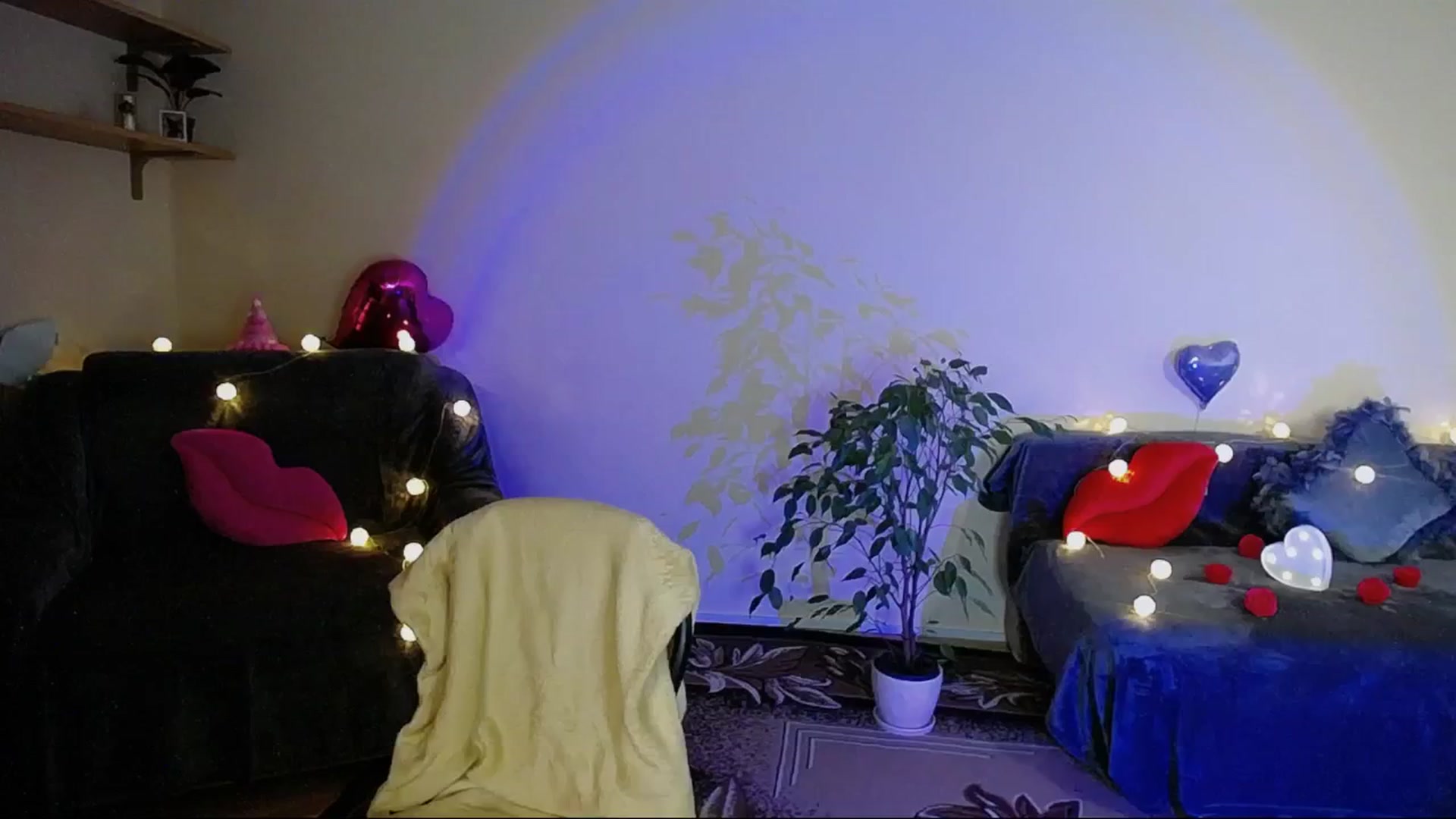 Gallery image thumbnail from Sunshine_alis's myfreecams stream on, 05/17/2025, 17:39 image 13 of 20