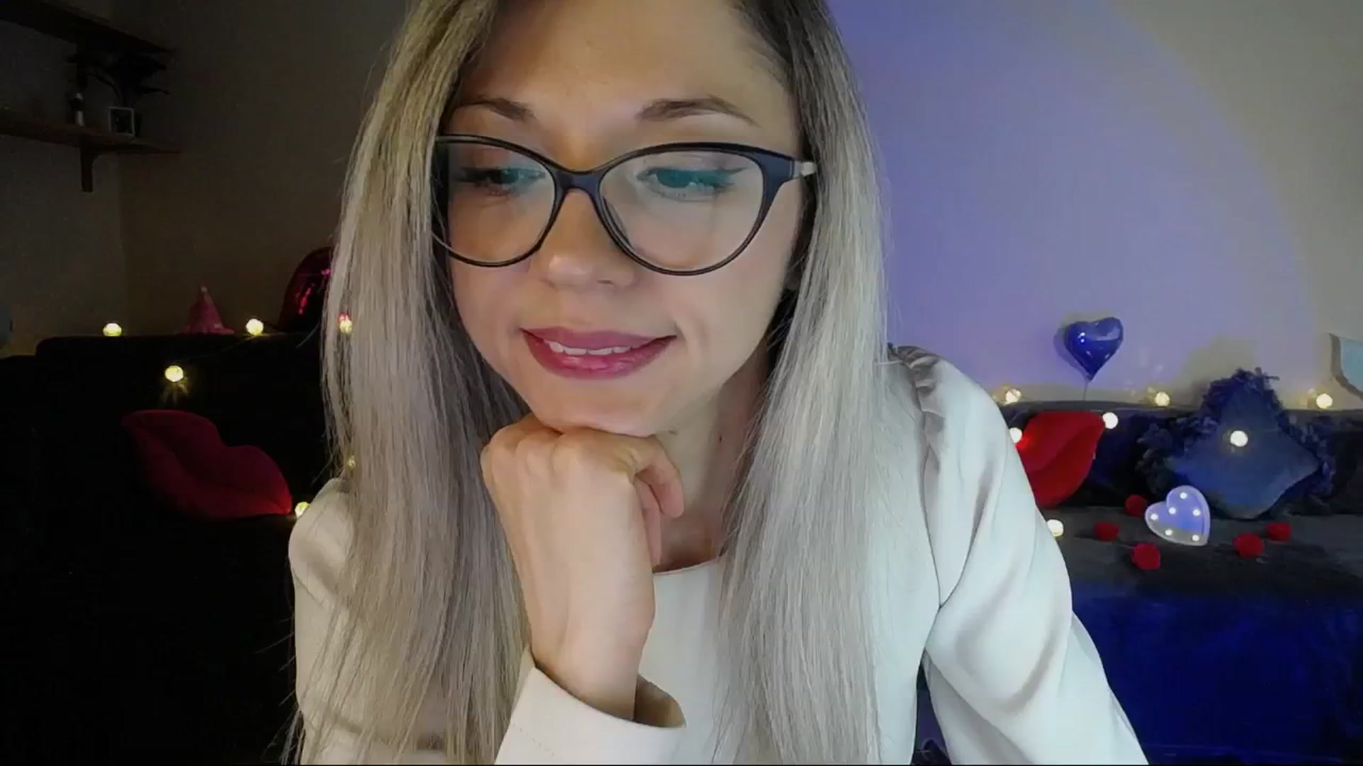 Gallery image thumbnail from Sunshine_alis's myfreecams stream on, 05/17/2025, 17:39 image 3 of 20