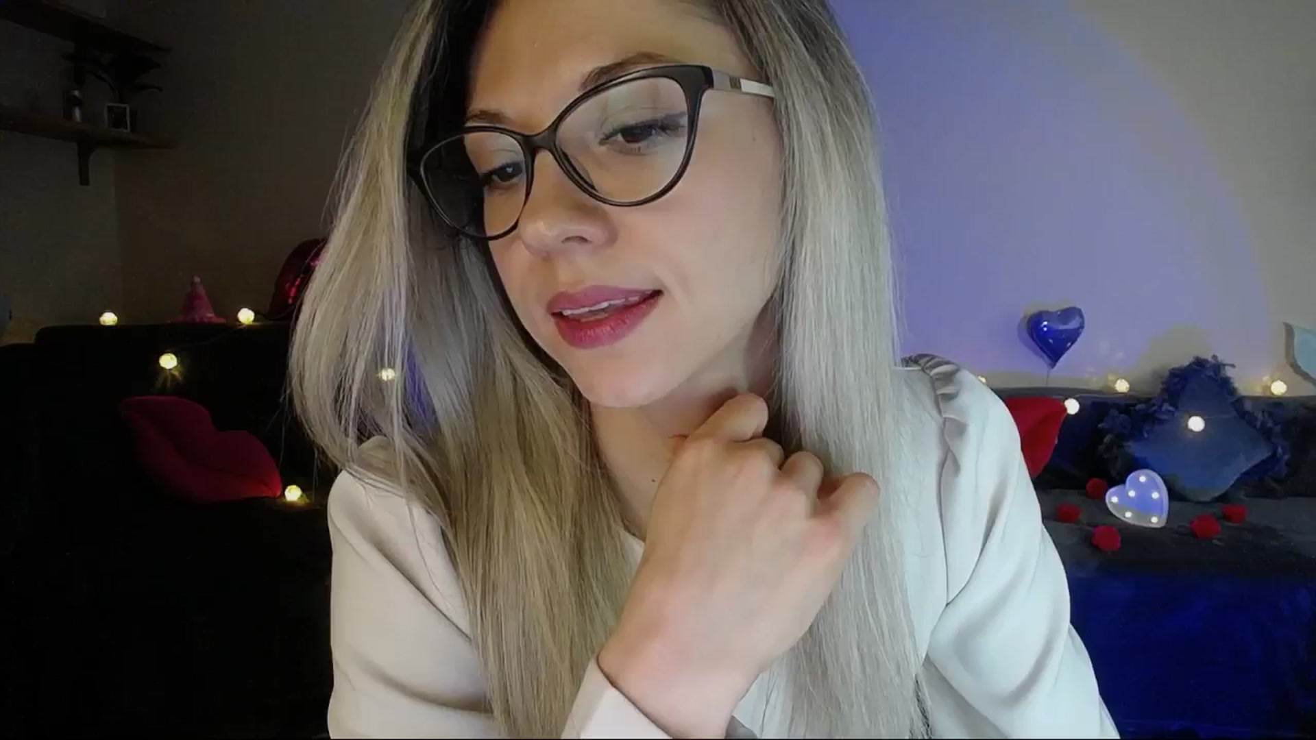 Gallery image thumbnail from Sunshine_alis's myfreecams stream on, 05/17/2025, 17:39 image 4 of 20