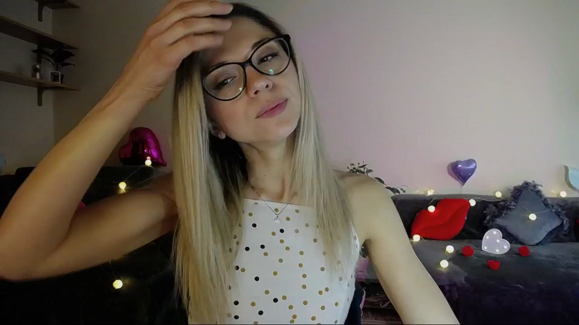 Gallery image thumbnail from Sunshine_alis's myfreecams stream on, 05/24/2025, 15:32 image 15 of 20