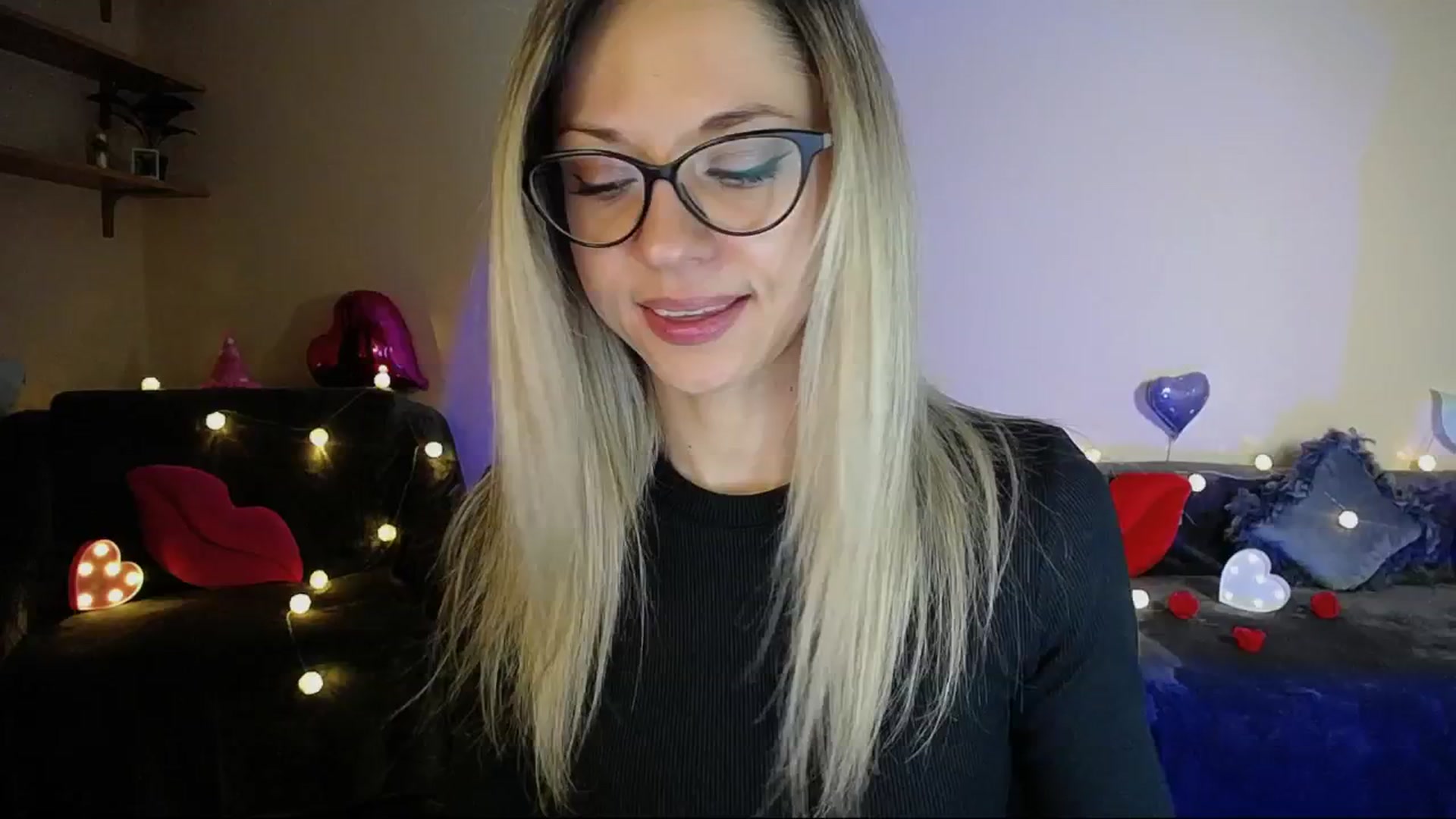 Gallery image thumbnail from Sunshine_alis's myfreecams stream on, 05/24/2025, 19:17 image 9 of 20