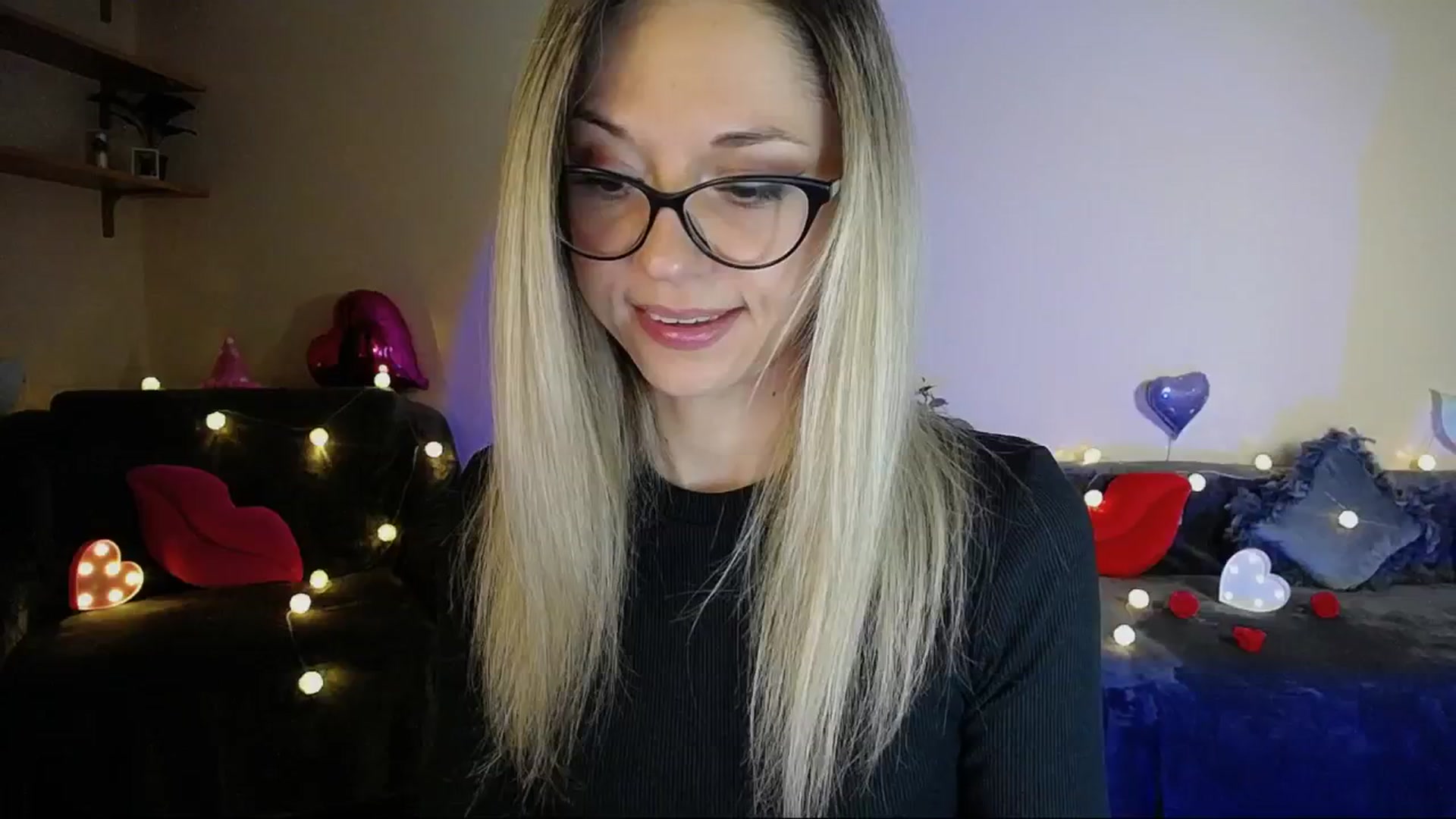 Gallery image thumbnail from Sunshine_alis's myfreecams stream on, 05/24/2025, 19:17 image 2 of 20