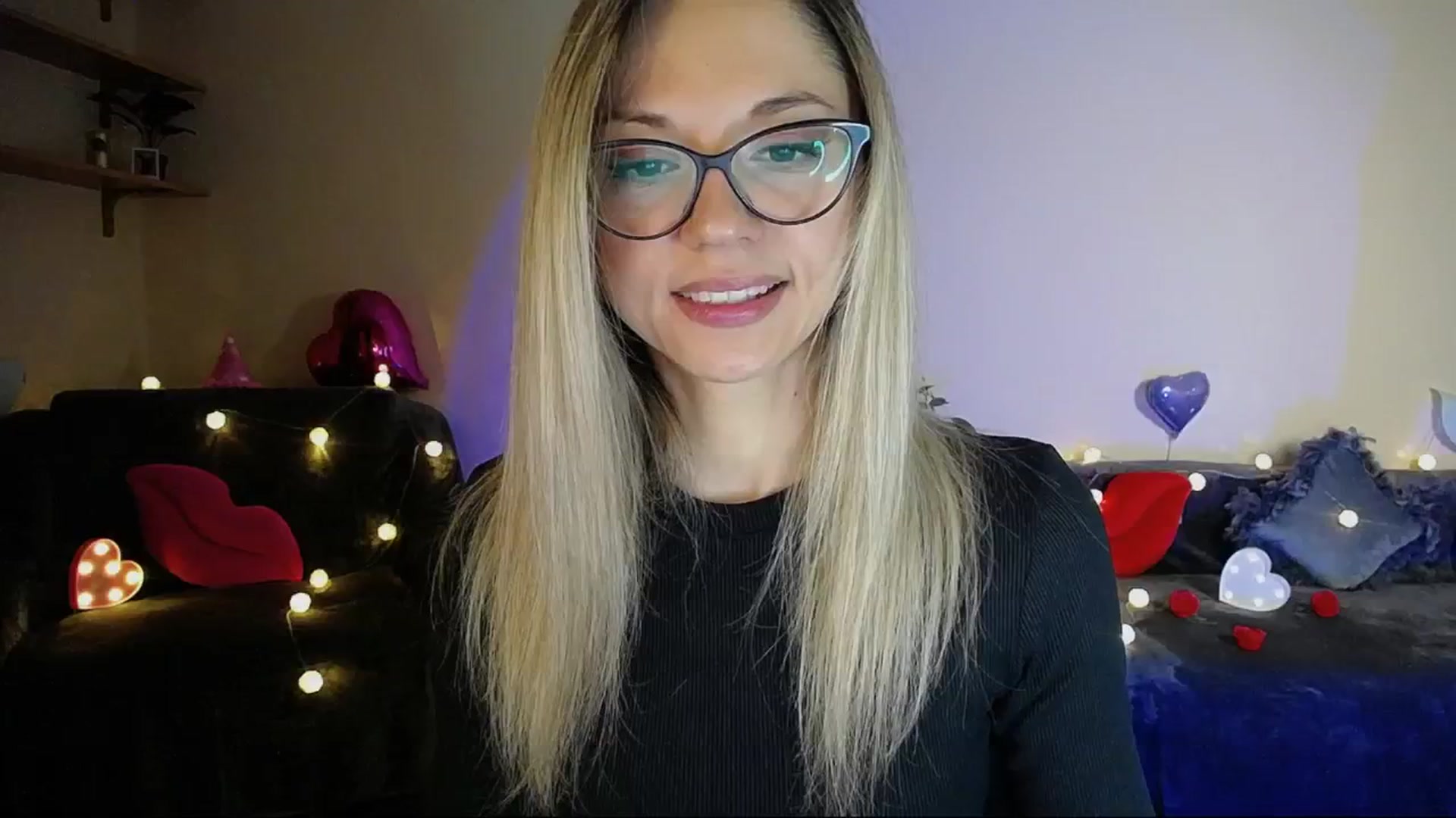 Gallery image thumbnail from Sunshine_alis's myfreecams stream on, 05/24/2025, 19:17 image 4 of 20