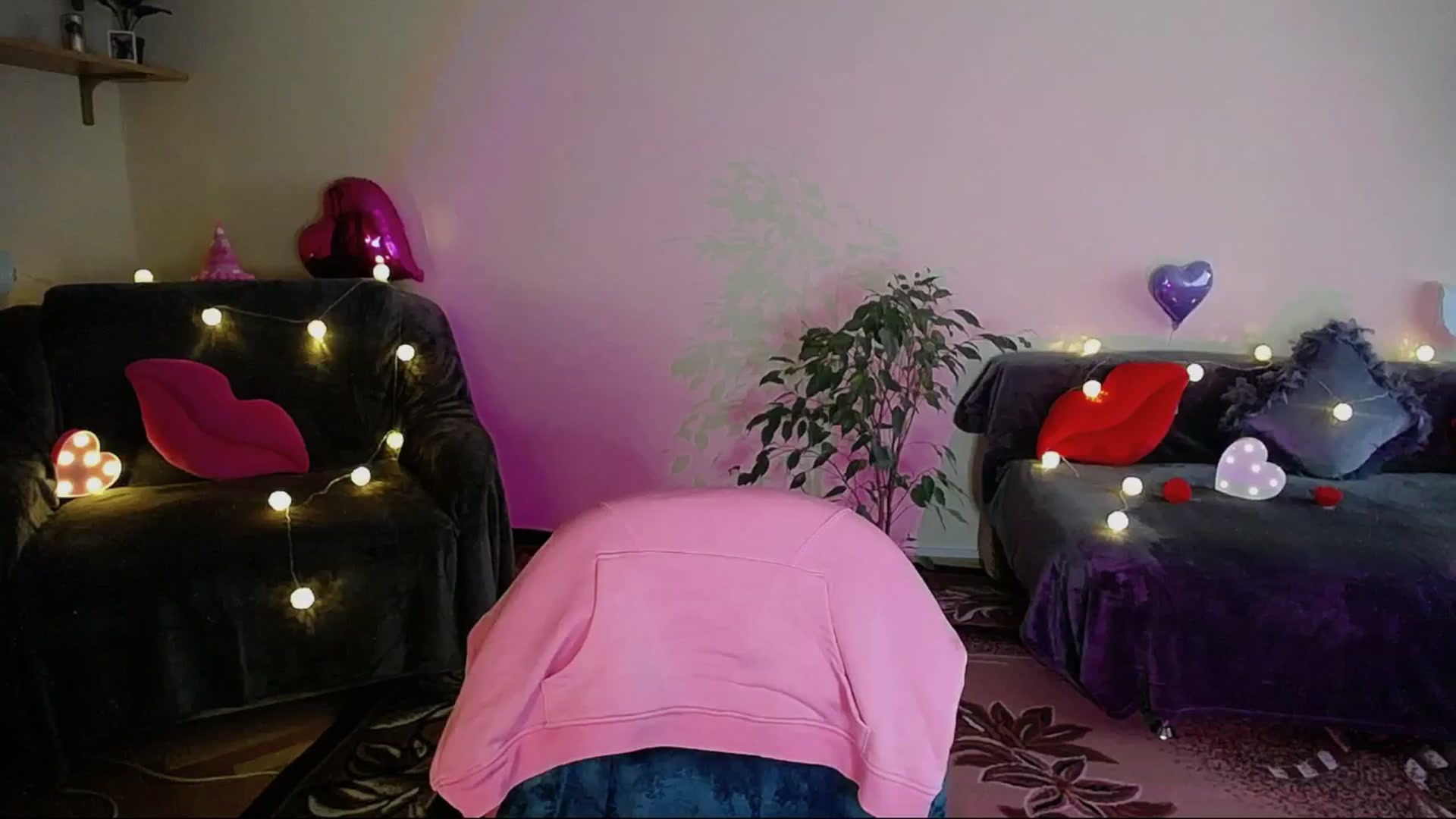Gallery image thumbnail from Sunshine_alis's myfreecams stream on, 05/26/2025, 17:22 image 20 of 20