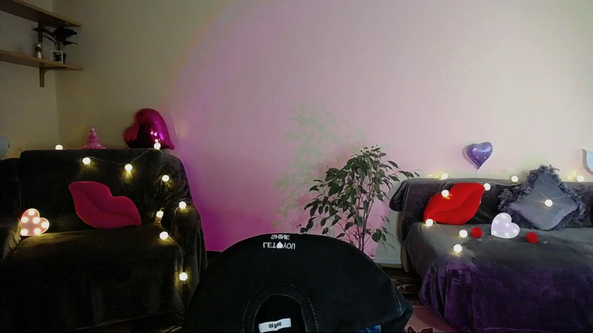 Gallery image thumbnail from Sunshine_alis's myfreecams stream on, 05/27/2025, 16:08 image 8 of 20