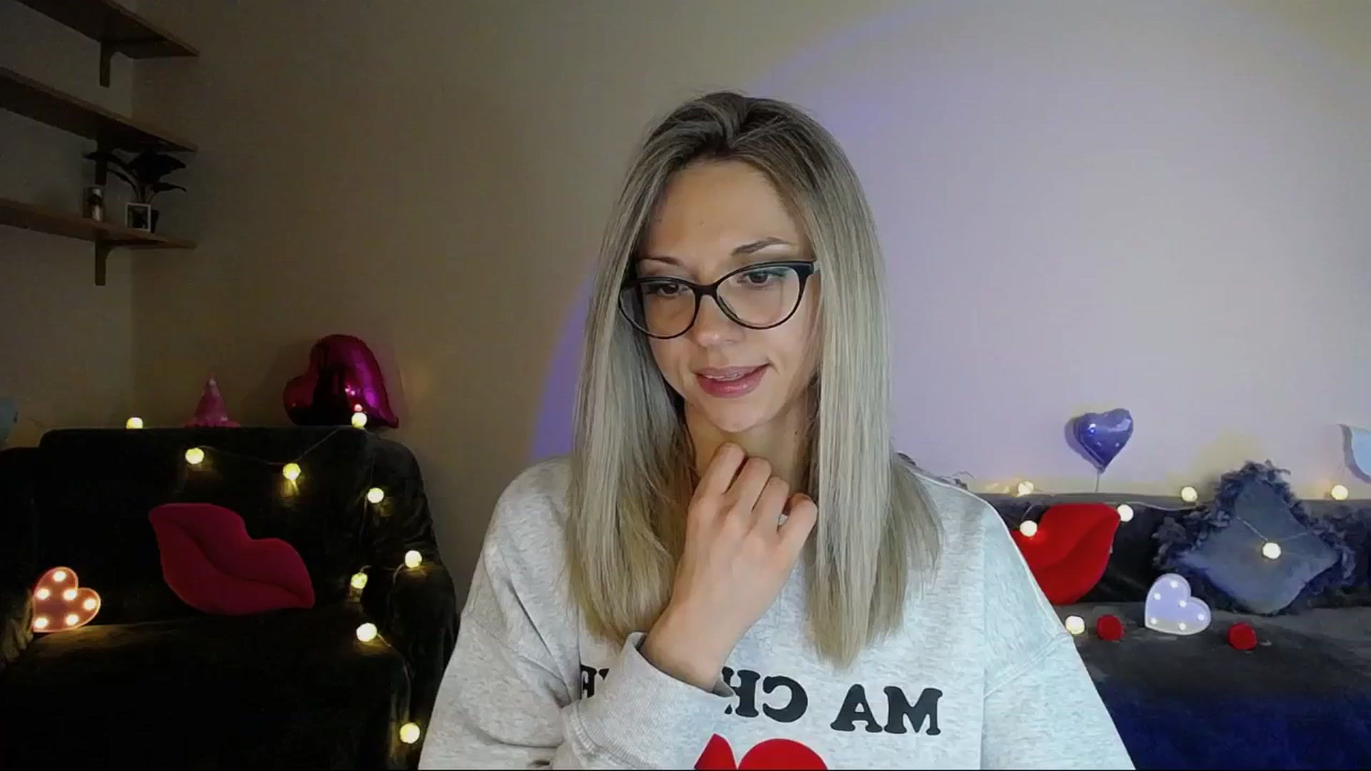 Gallery image thumbnail from Sunshine_alis's myfreecams stream on, 05/28/2025, 15:54 image 7 of 20