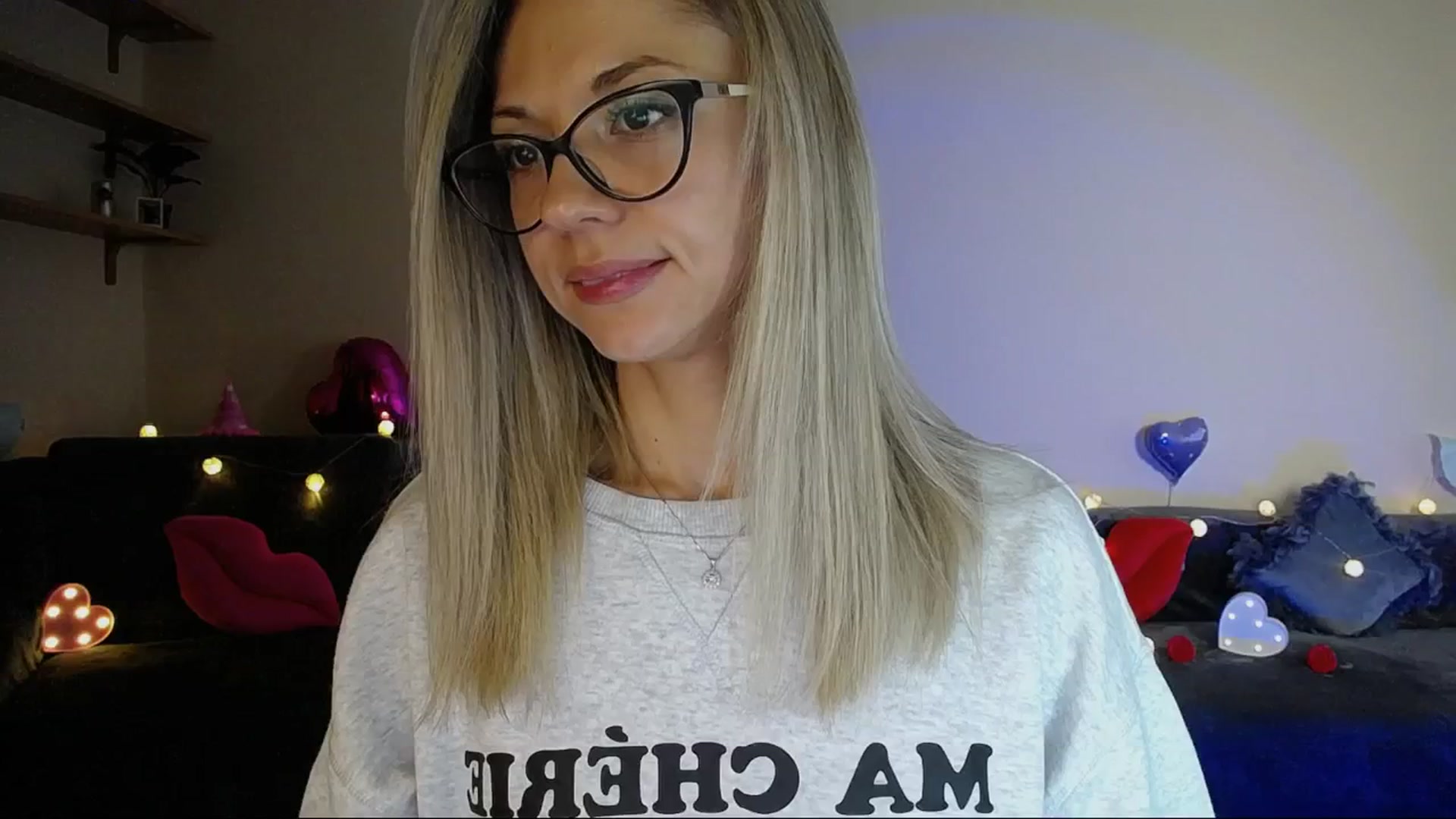 Gallery image thumbnail from Sunshine_alis's myfreecams stream on, 05/28/2025, 15:54 image 13 of 20
