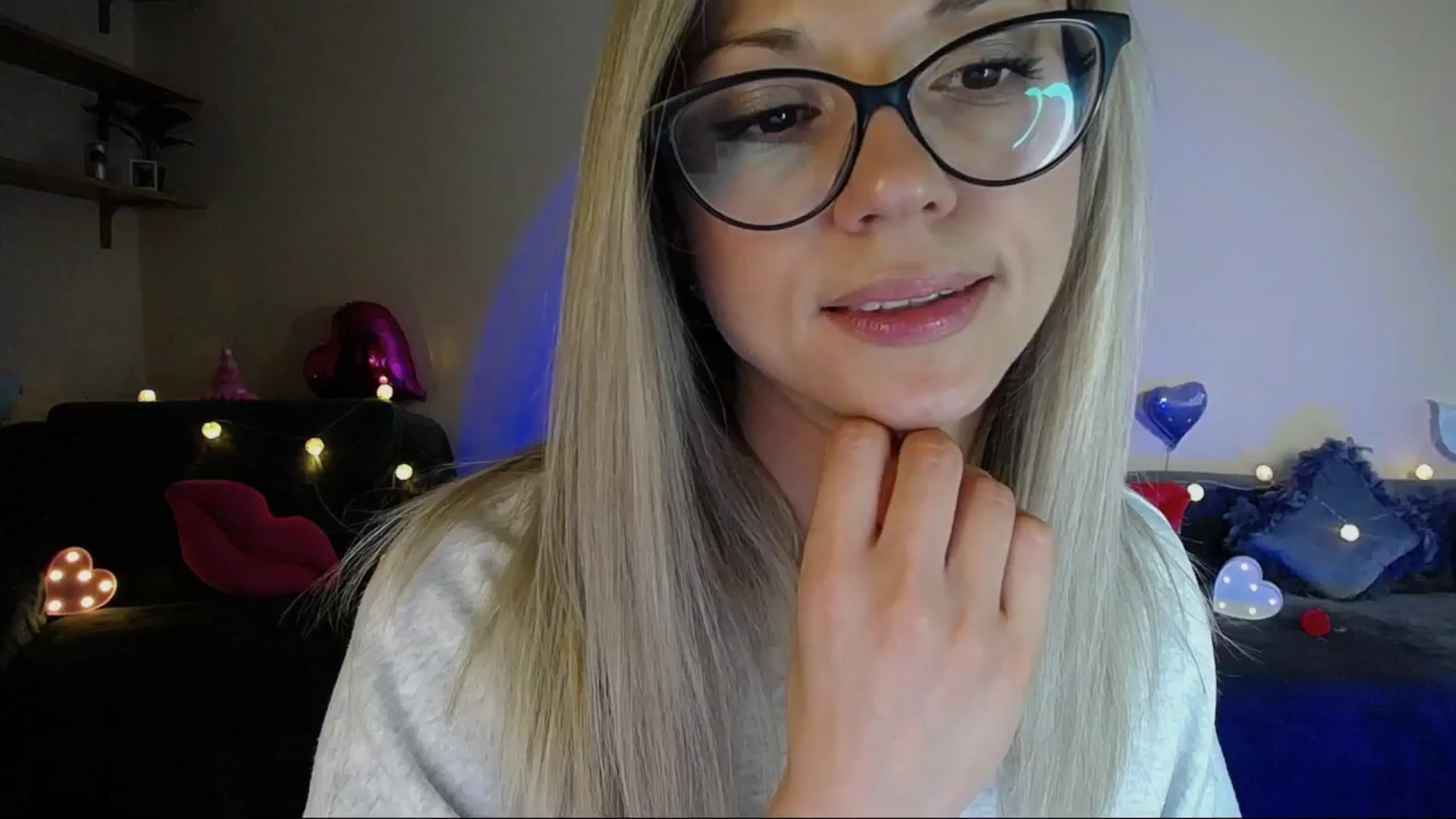 Gallery image thumbnail from Sunshine_alis's myfreecams stream on, 05/28/2025, 16:11 image 9 of 20