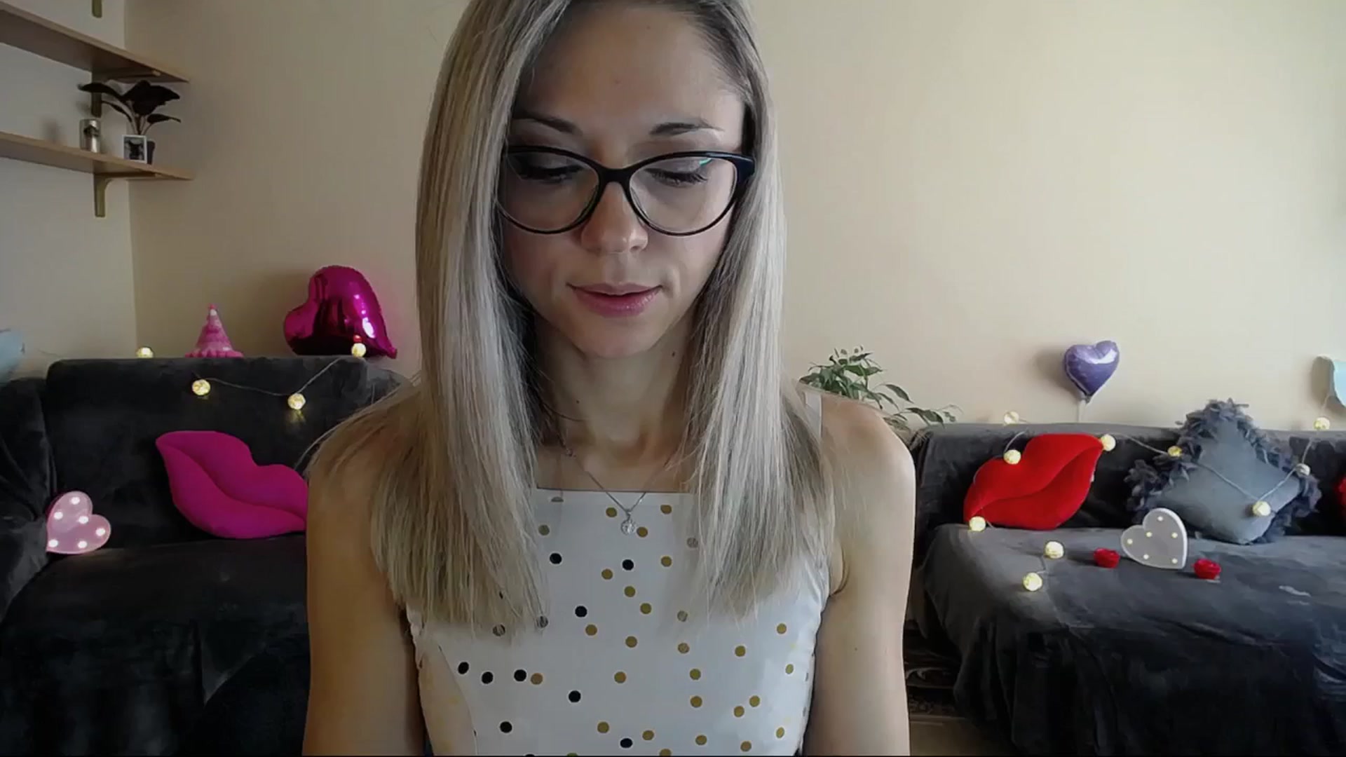 Gallery image thumbnail from Sunshine_alis's myfreecams stream on, 05/29/2025, 15:41 image 8 of 20