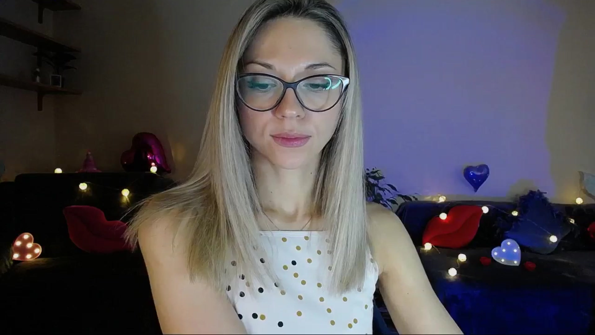 Gallery image thumbnail from Sunshine_alis's myfreecams stream on, 05/29/2025, 18:27 image 10 of 20
