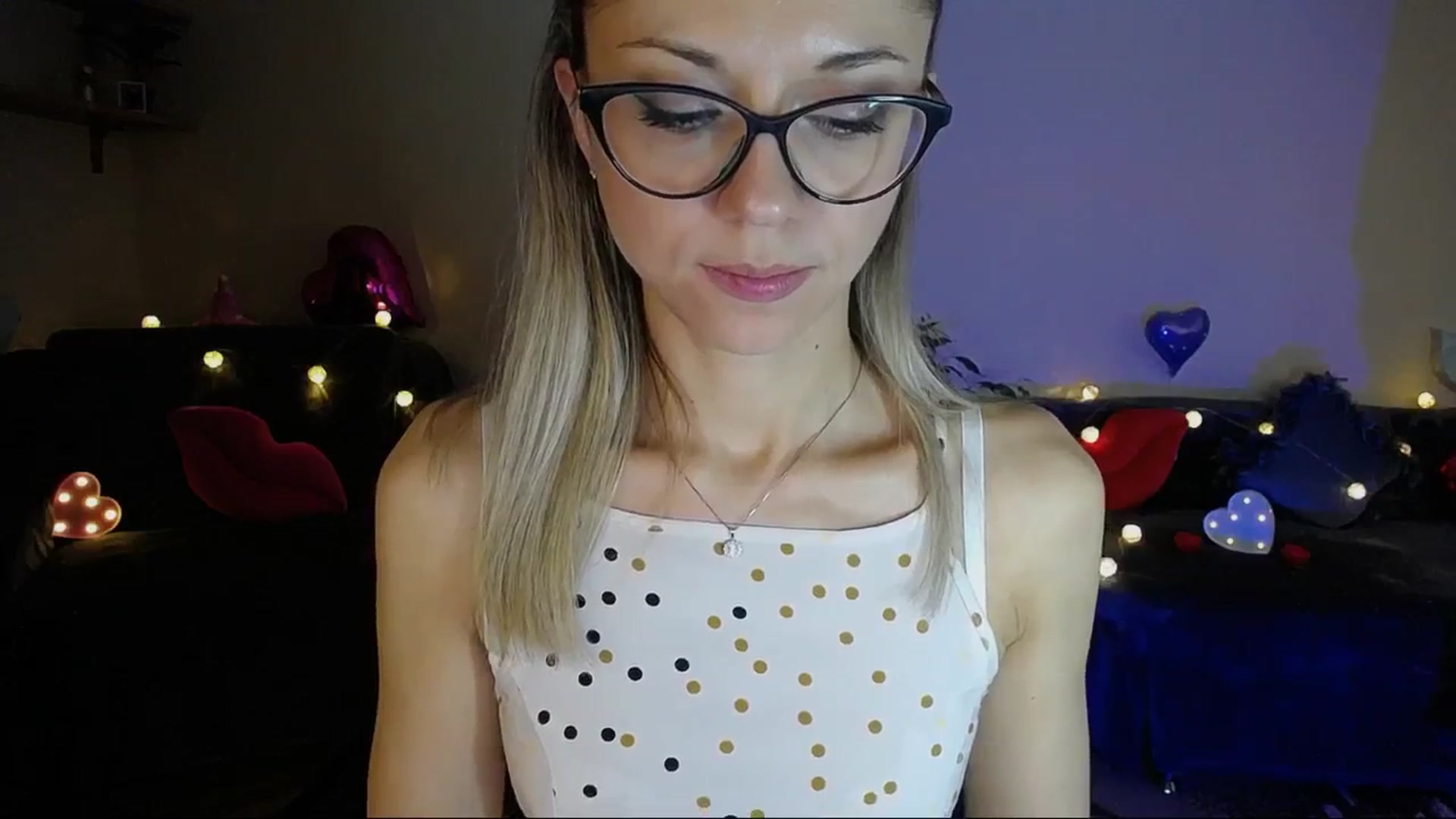 Gallery image thumbnail from Sunshine_alis's myfreecams stream on, 05/29/2025, 18:27 image 19 of 20