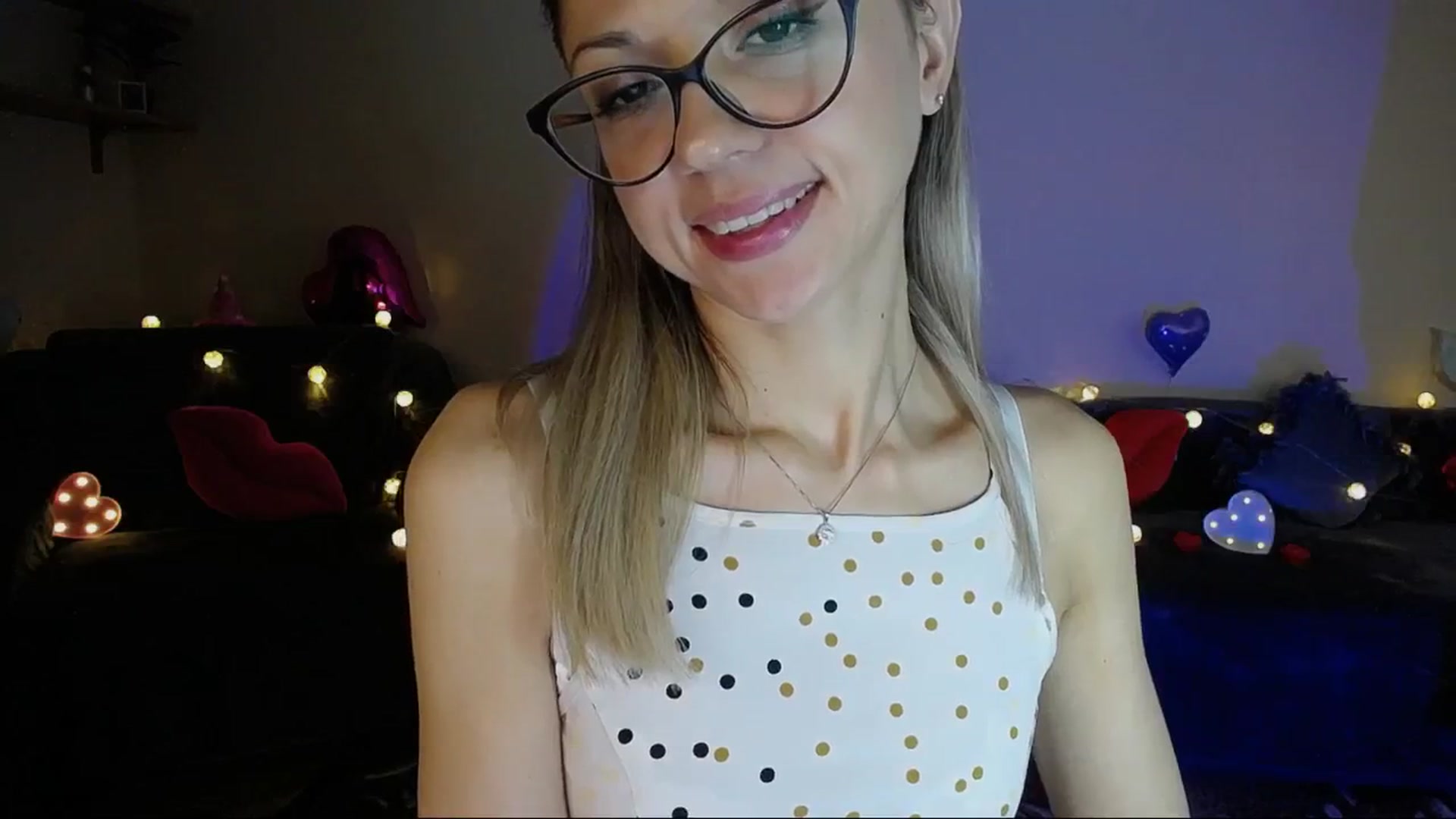 Gallery image thumbnail from Sunshine_alis's myfreecams stream on, 05/29/2025, 18:27 image 18 of 20