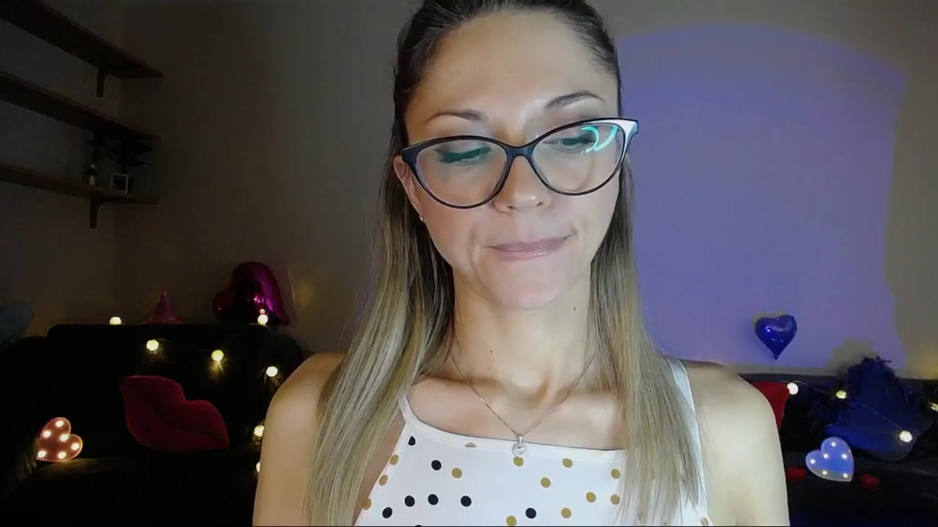 Gallery image thumbnail from Sunshine_alis's myfreecams stream on, 05/29/2025, 18:27 image 16 of 20