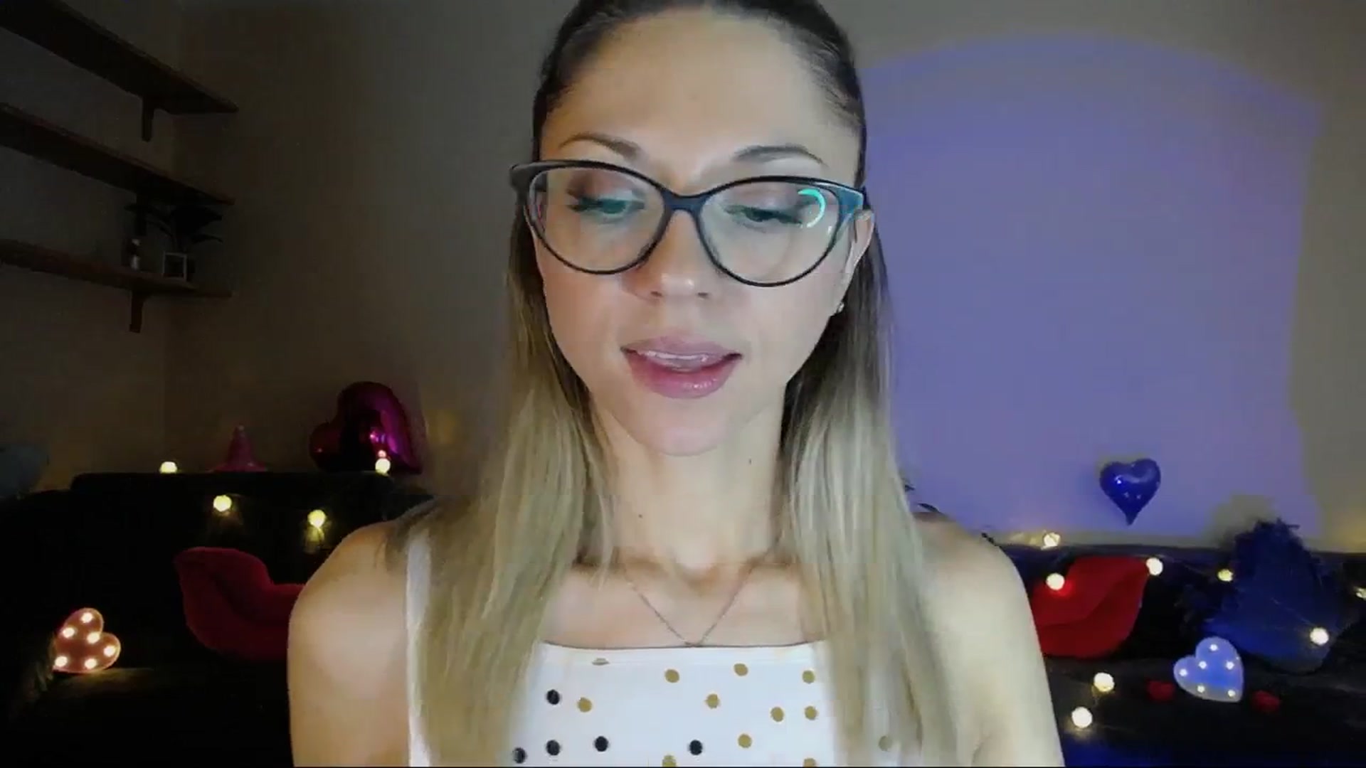 Gallery image thumbnail from Sunshine_alis's myfreecams stream on, 05/29/2025, 18:27 image 13 of 20