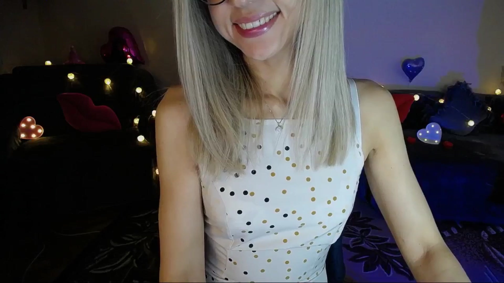 Gallery image thumbnail from Sunshine_alis's myfreecams stream on, 05/29/2025, 18:27 image 8 of 20