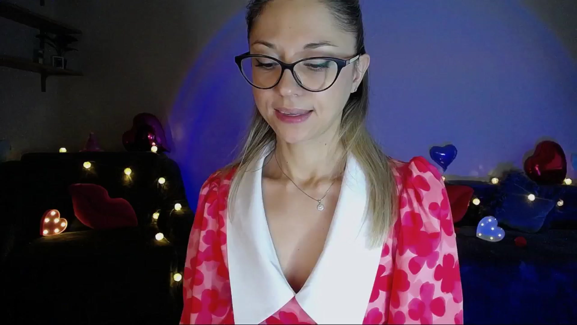 Gallery image thumbnail from Sunshine_alis's myfreecams stream on, 06/02/2025, 17:46 image 19 of 20