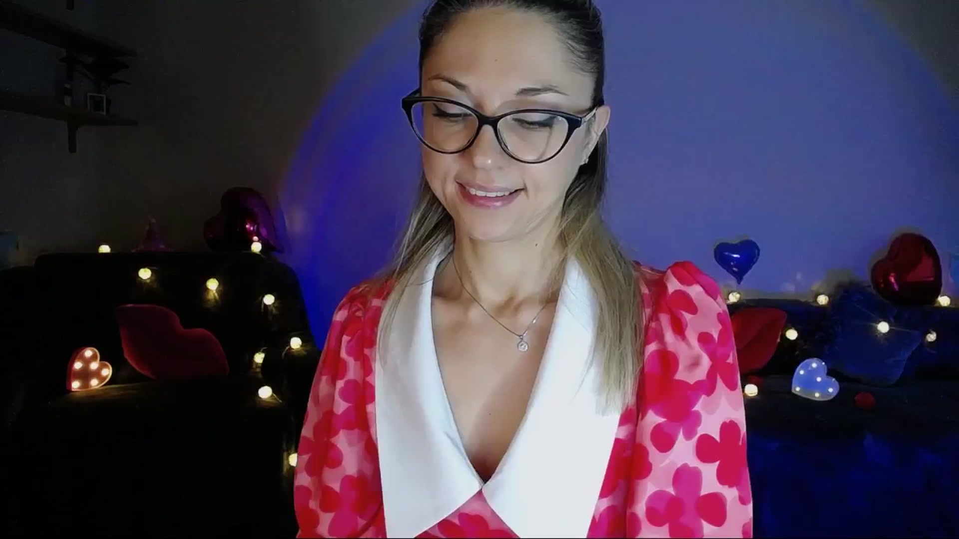 Gallery image thumbnail from Sunshine_alis's myfreecams stream on, 06/02/2025, 17:46 image 18 of 20