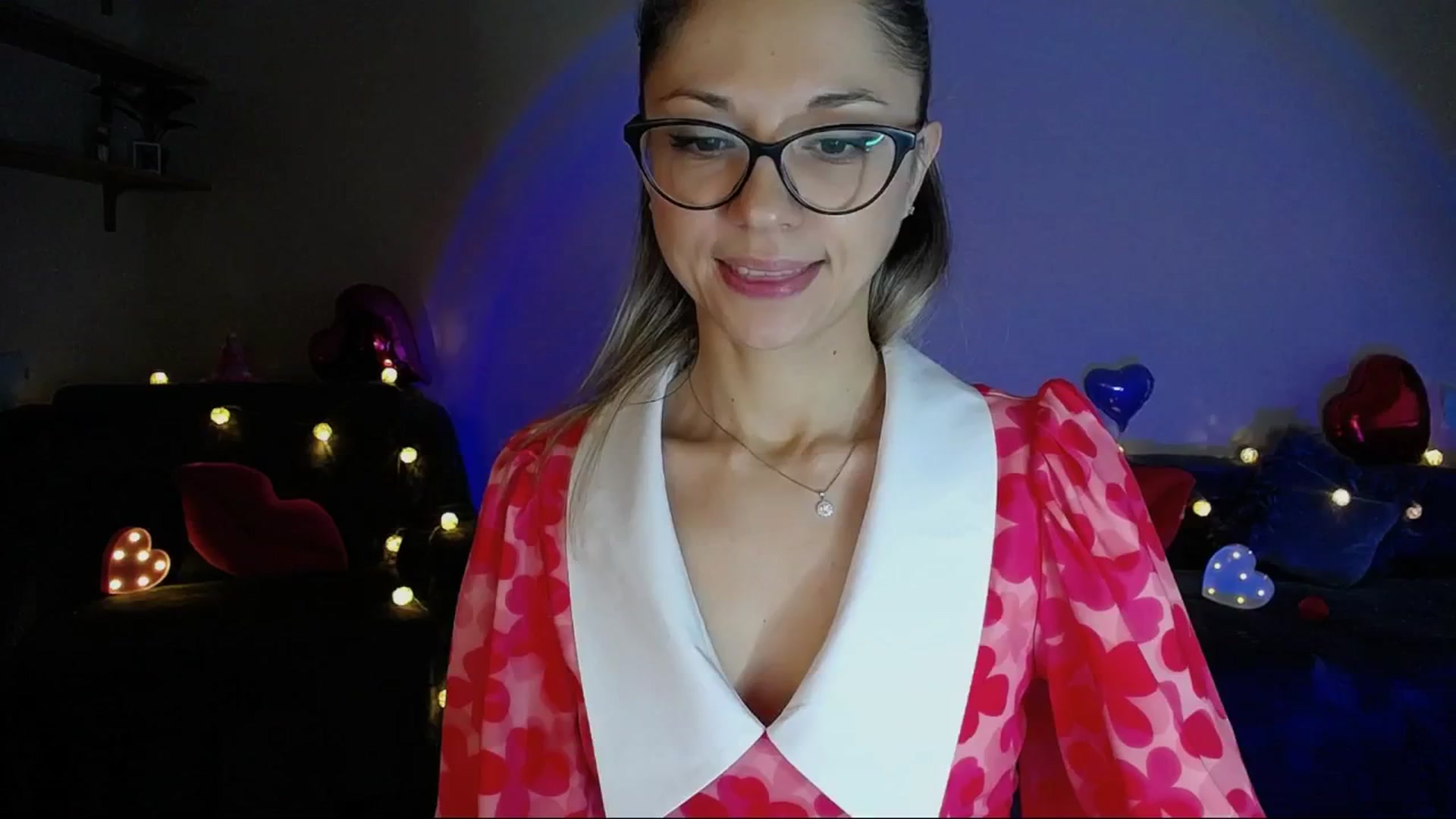 Gallery image thumbnail from Sunshine_alis's myfreecams stream on, 06/02/2025, 17:46 image 11 of 20