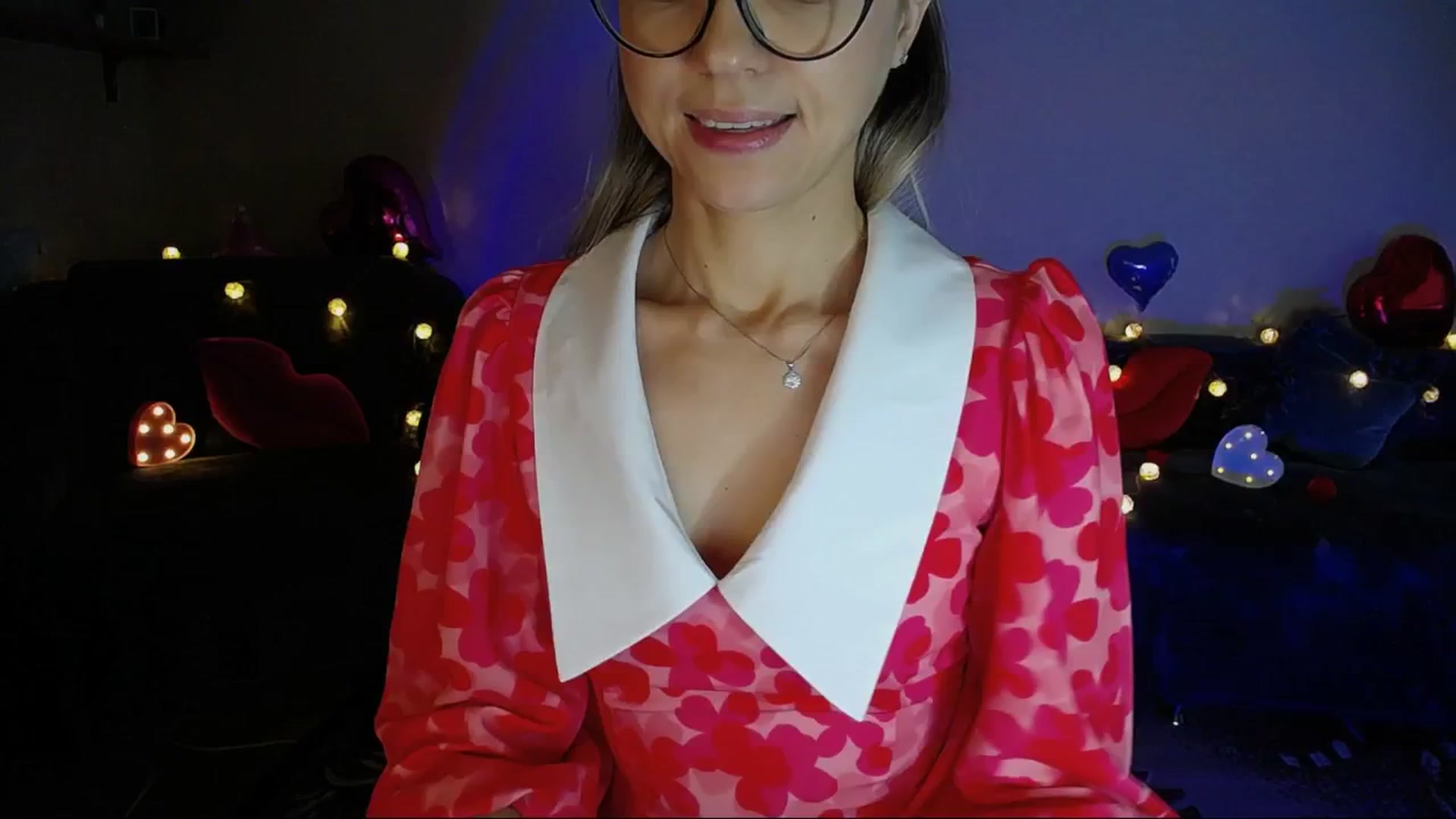 Gallery image thumbnail from Sunshine_alis's myfreecams stream on, 06/02/2025, 17:46 image 6 of 20