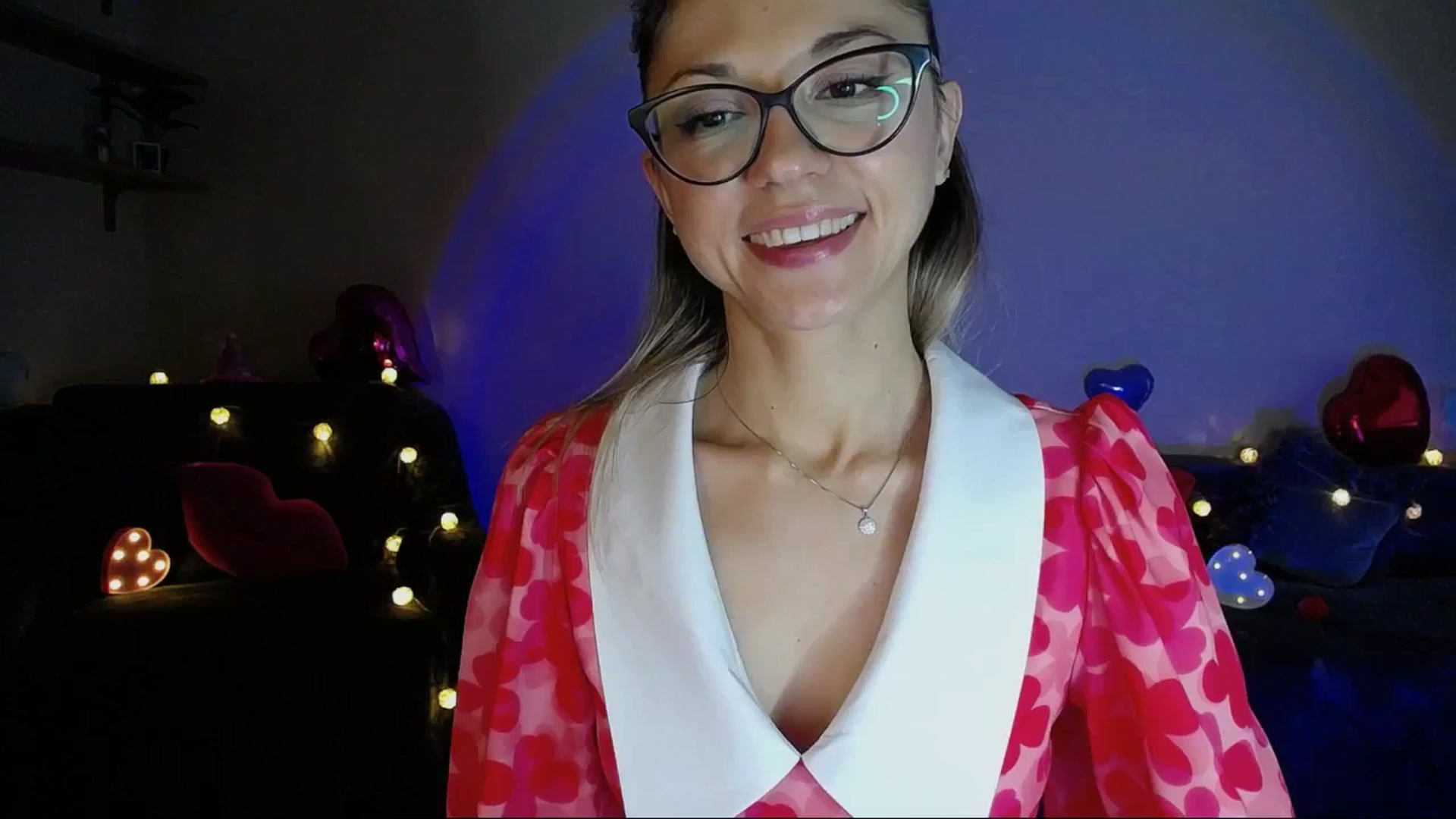 Gallery image thumbnail from Sunshine_alis's myfreecams stream on, 06/02/2025, 17:46 image 10 of 20