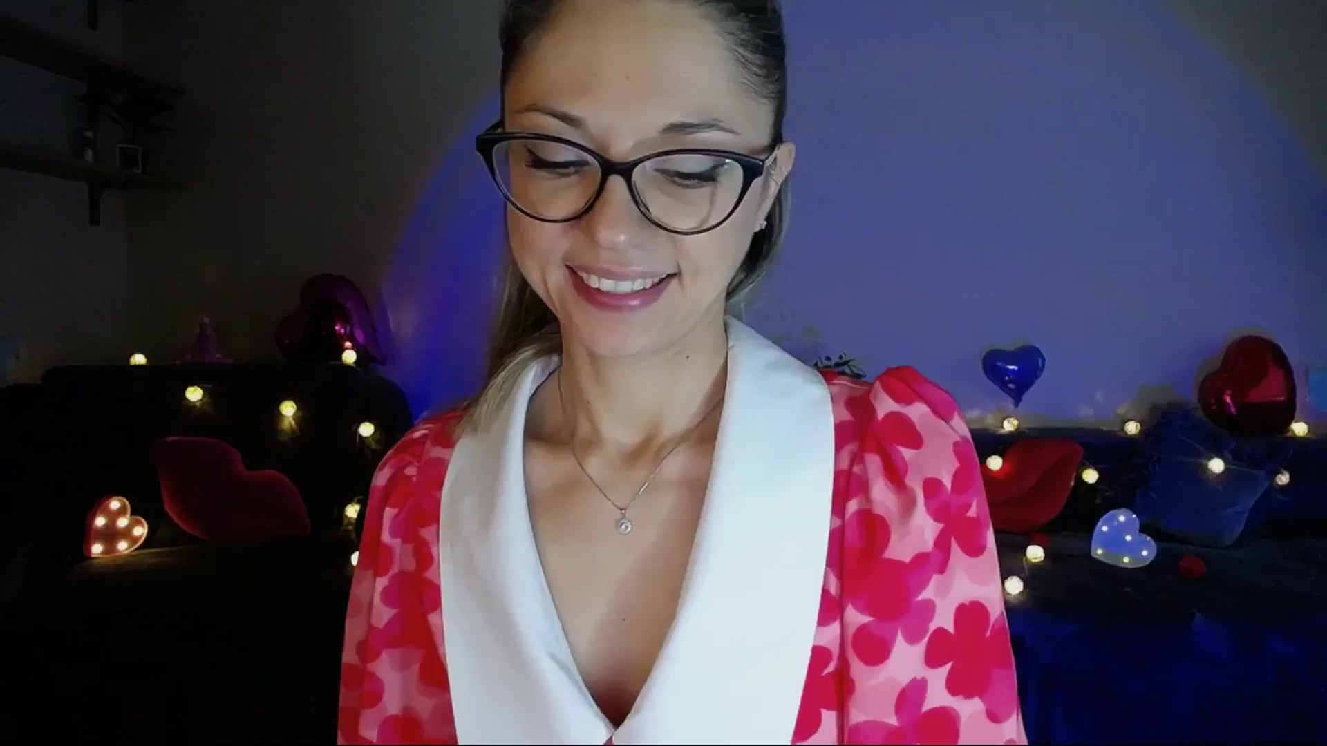 Gallery image thumbnail from Sunshine_alis's myfreecams stream on, 06/02/2025, 17:46 image 3 of 20