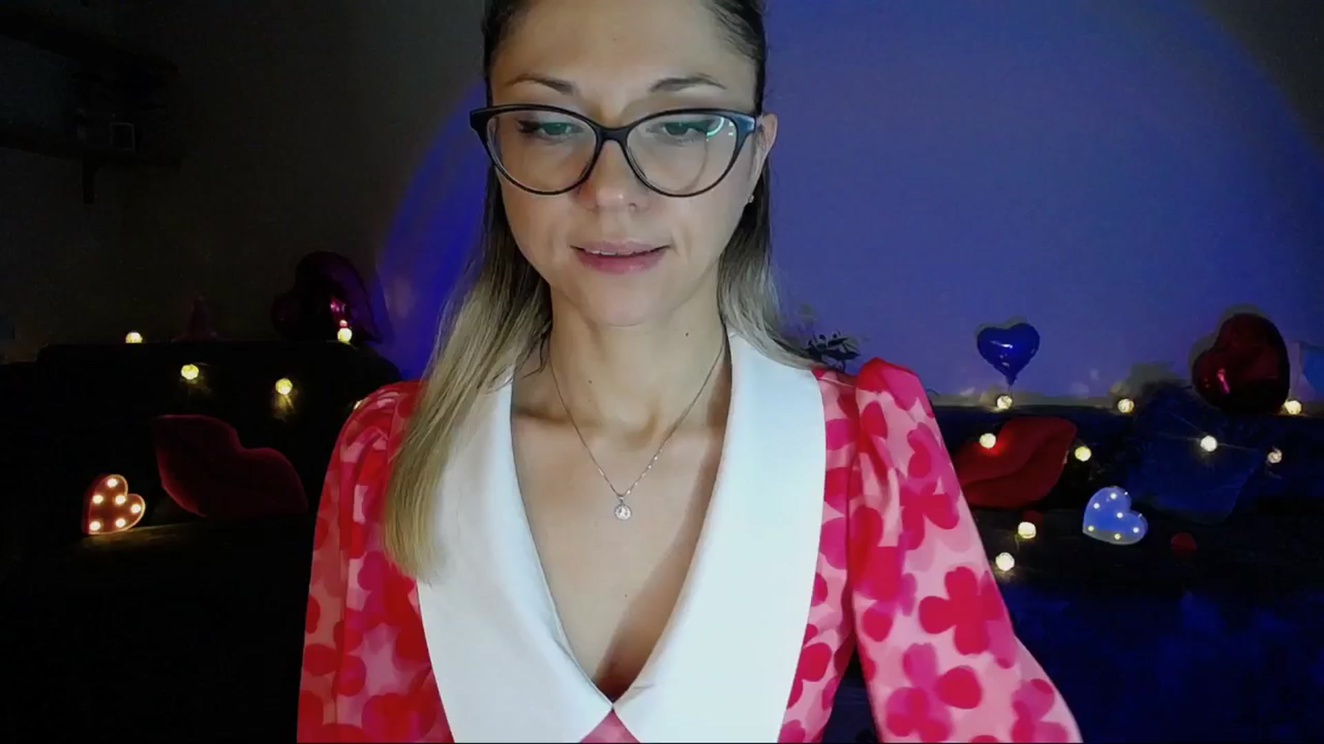 Gallery image thumbnail from Sunshine_alis's myfreecams stream on, 06/02/2025, 18:18 image 2 of 20