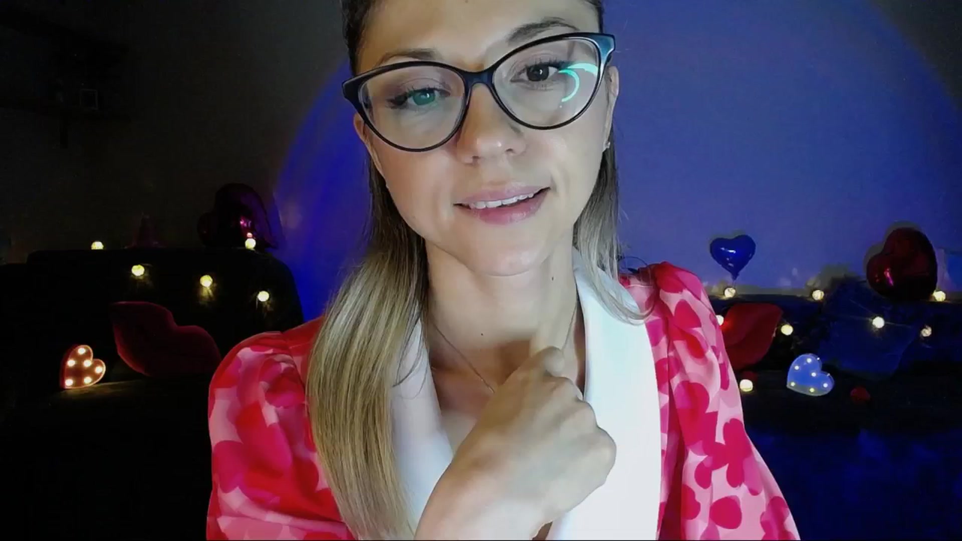Gallery image thumbnail from Sunshine_alis's myfreecams stream on, 06/02/2025, 18:18 image 7 of 20