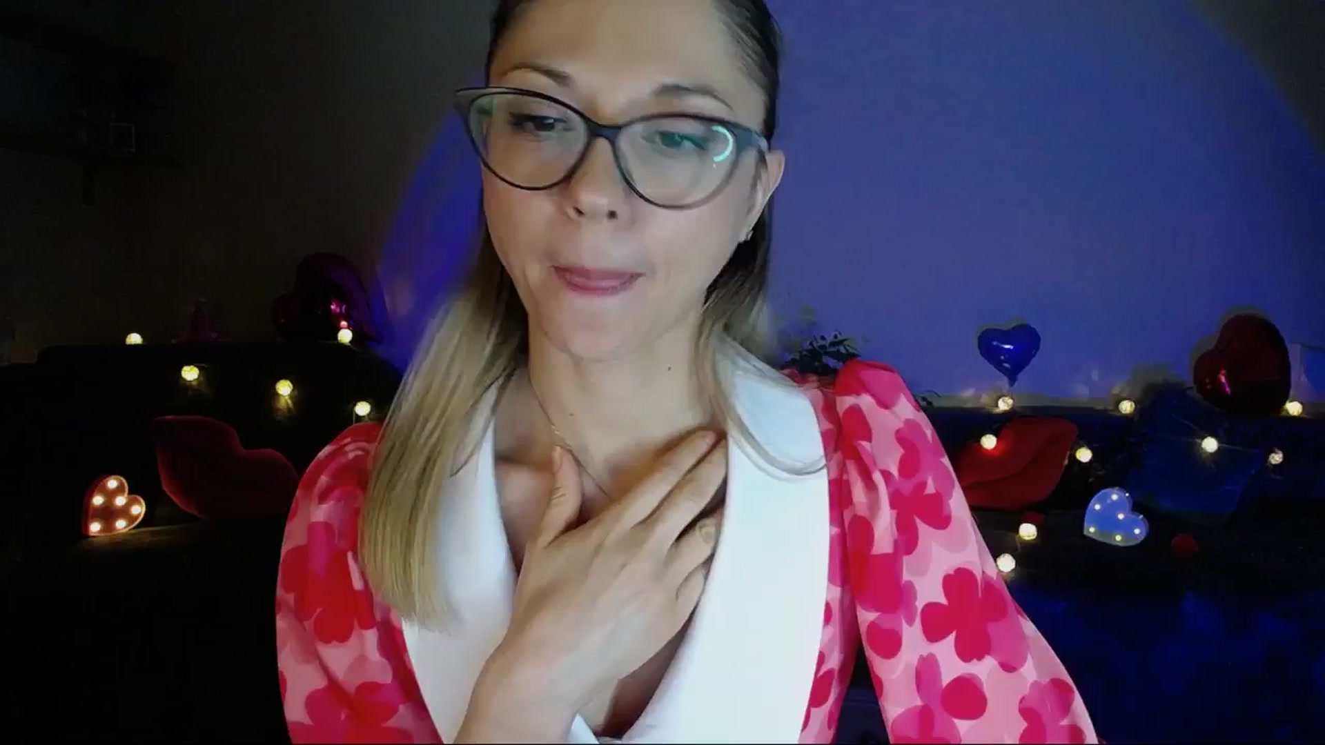 Gallery image thumbnail from Sunshine_alis's myfreecams stream on, 06/02/2025, 18:18 image 9 of 20