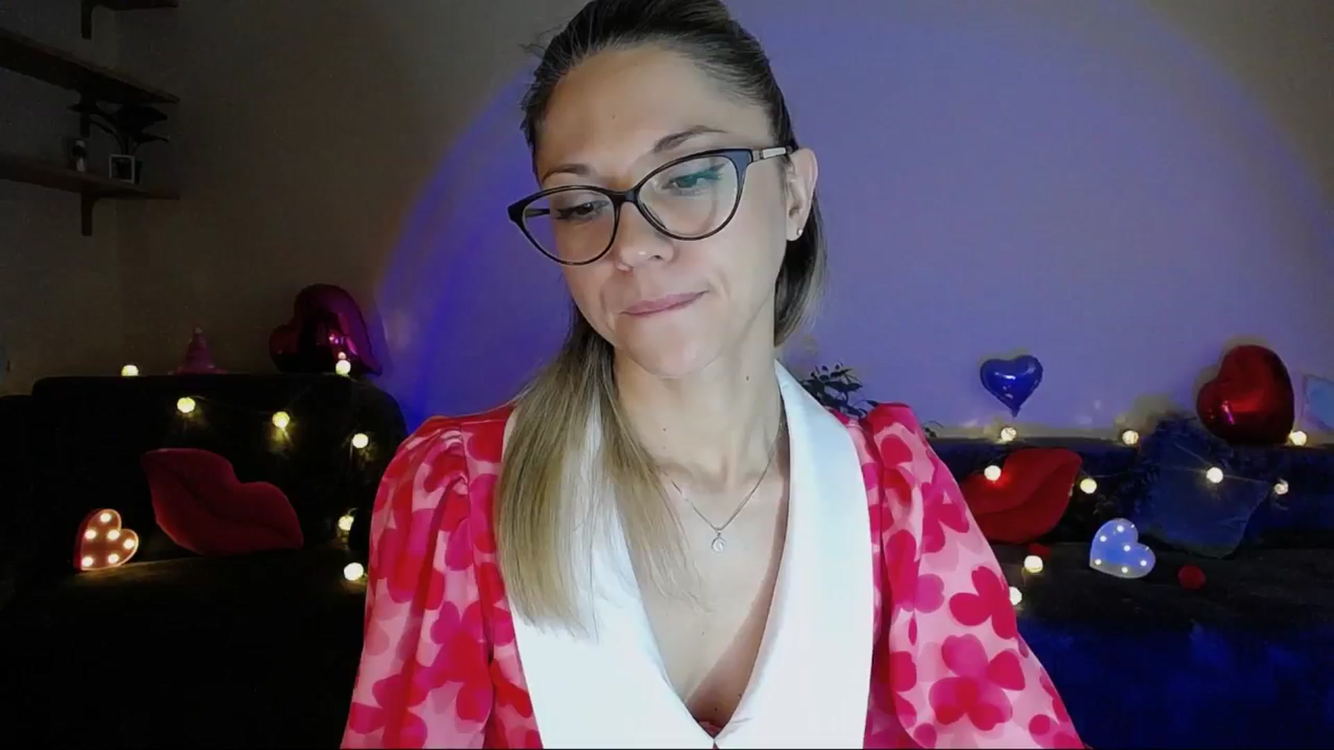 Gallery image thumbnail from Sunshine_alis's myfreecams stream on, 06/02/2025, 19:24 image 8 of 20