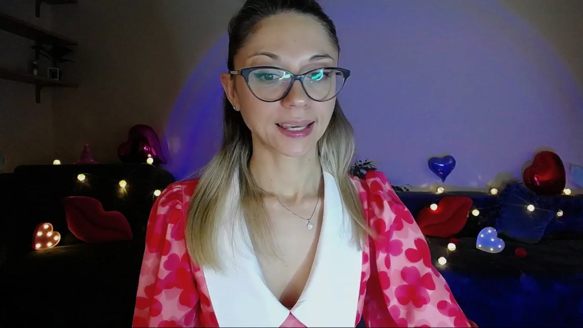 Gallery image thumbnail from Sunshine_alis's myfreecams stream on, 06/02/2025, 19:24 image 14 of 20