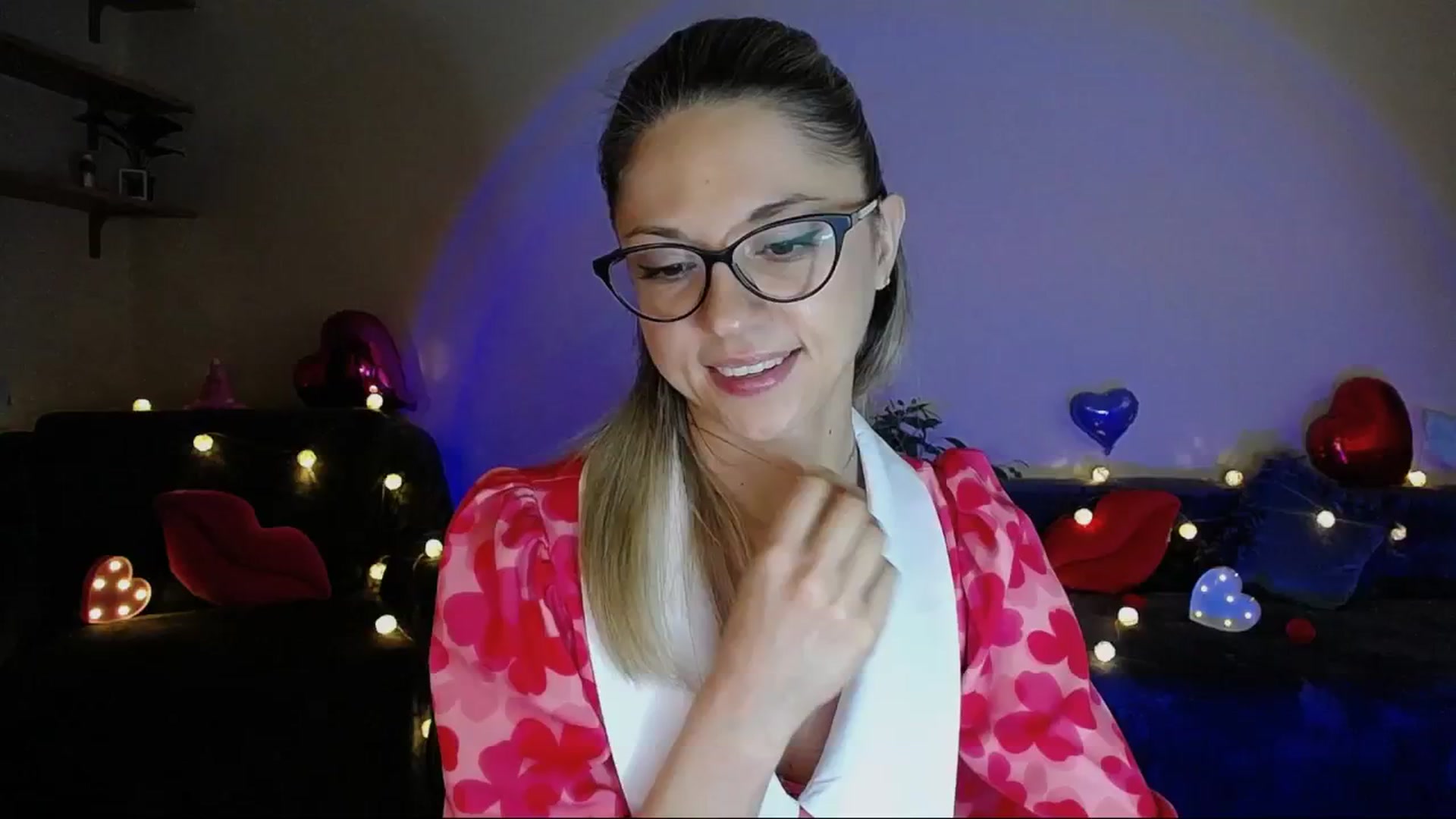 Gallery image thumbnail from Sunshine_alis's myfreecams stream on, 06/02/2025, 19:24 image 12 of 20