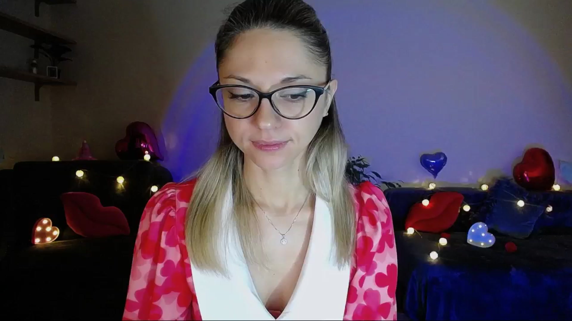 Gallery image thumbnail from Sunshine_alis's myfreecams stream on, 06/02/2025, 19:24 image 16 of 20