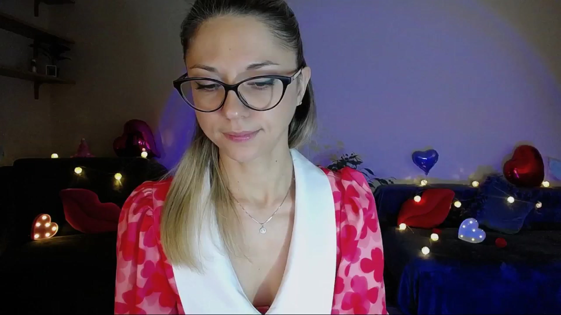 Gallery image thumbnail from Sunshine_alis's myfreecams stream on, 06/02/2025, 19:24 image 11 of 20