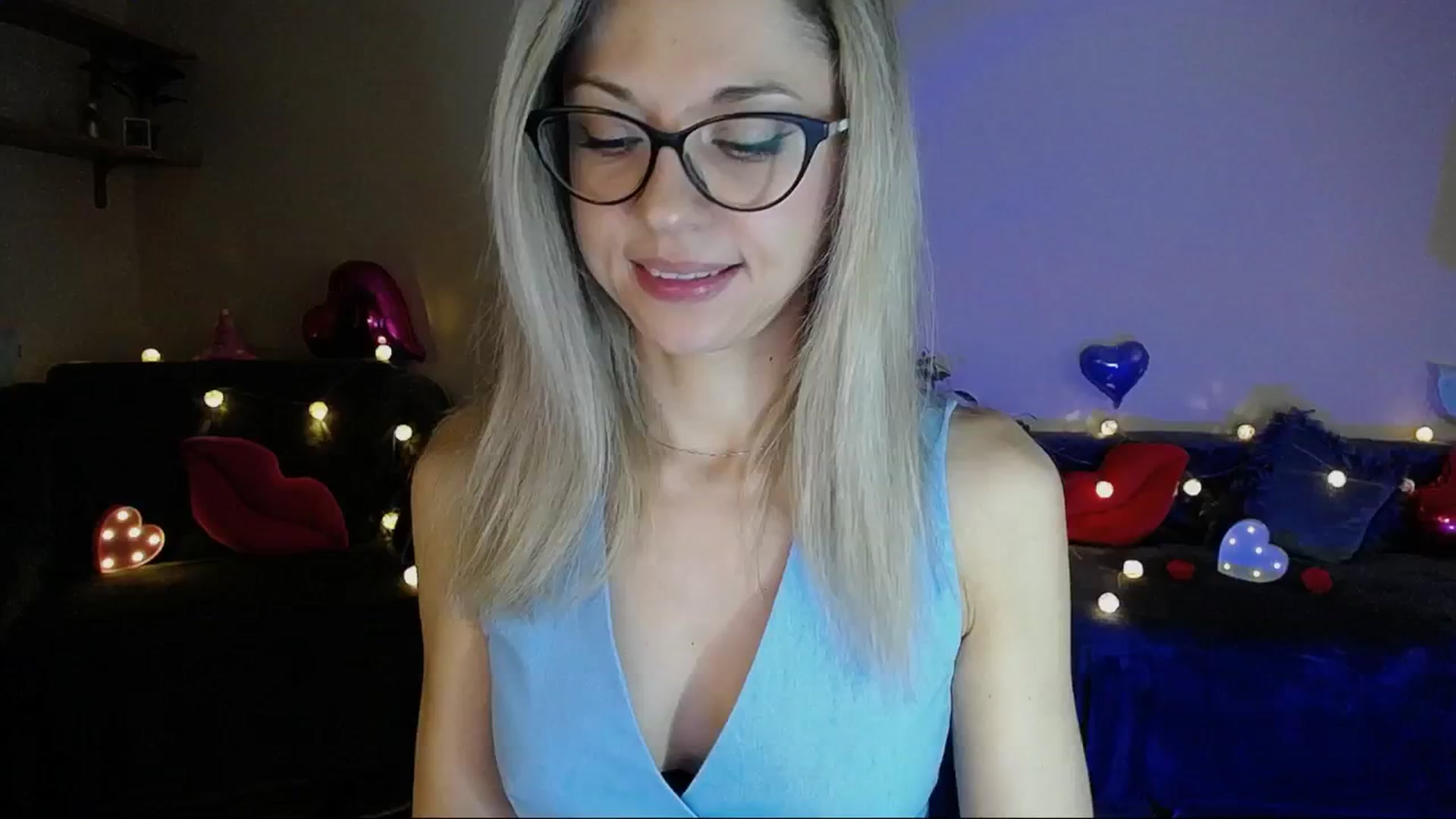 Gallery image thumbnail from Sunshine_alis's myfreecams stream on, 06/03/2025, 19:24 image 12 of 20