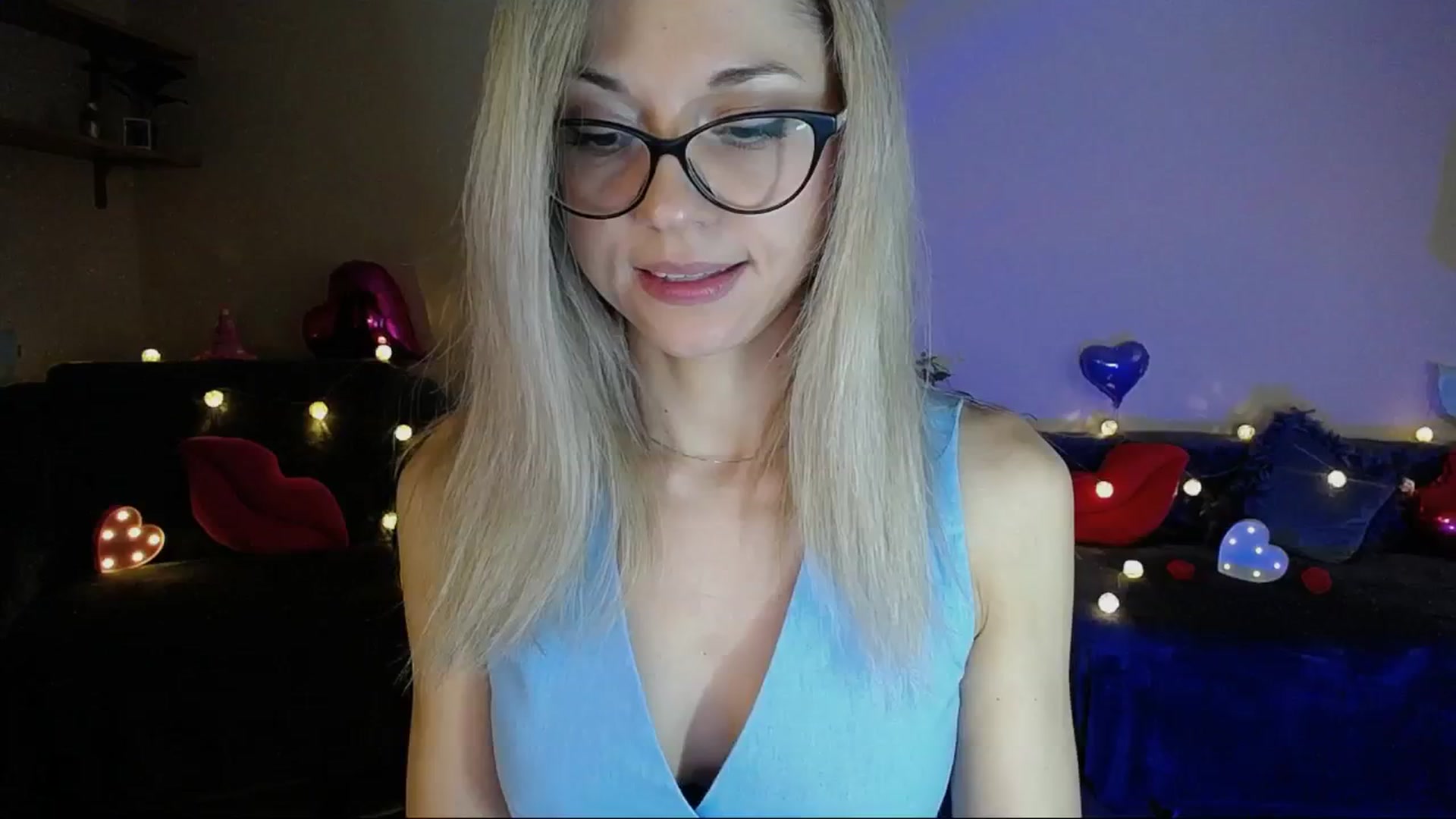 Gallery image thumbnail from Sunshine_alis's myfreecams stream on, 06/03/2025, 19:24 image 17 of 20