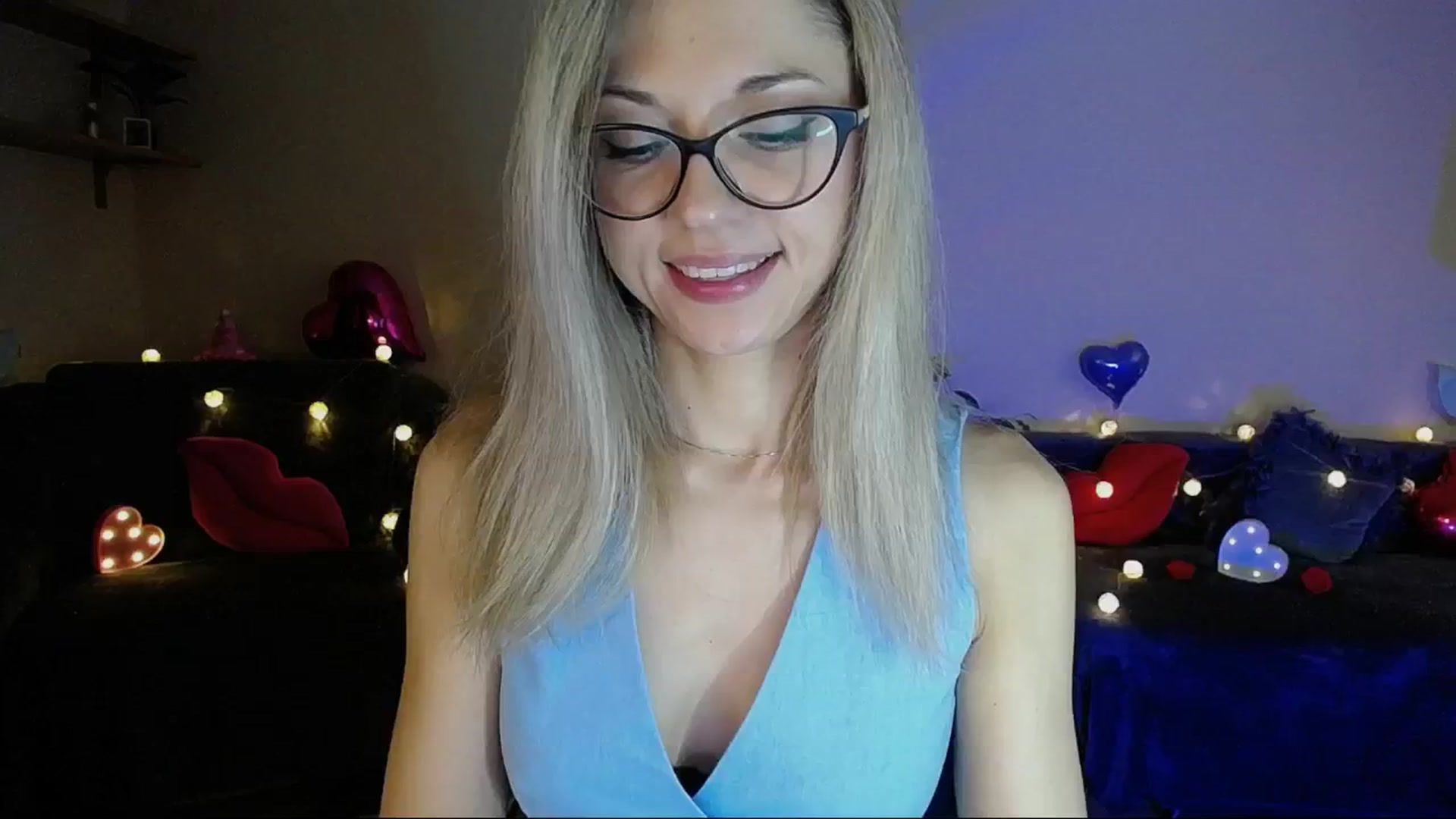 Gallery image thumbnail from Sunshine_alis's myfreecams stream on, 06/03/2025, 19:24 image 10 of 20