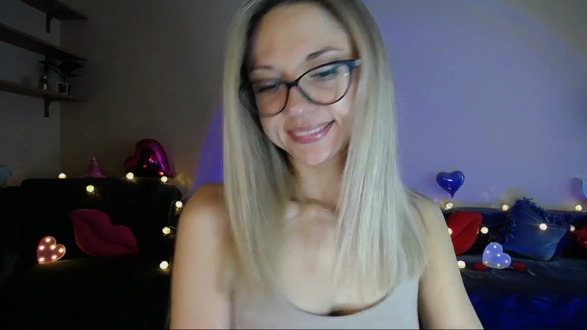 Gallery image thumbnail from Sunshine_alis's myfreecams stream on, 06/04/2025, 17:27 image 5 of 20