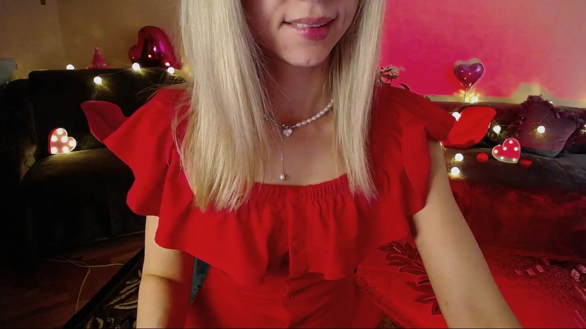 Gallery image thumbnail from Sunshine_alis's myfreecams stream on, 06/05/2025, 19:20 image 4 of 20