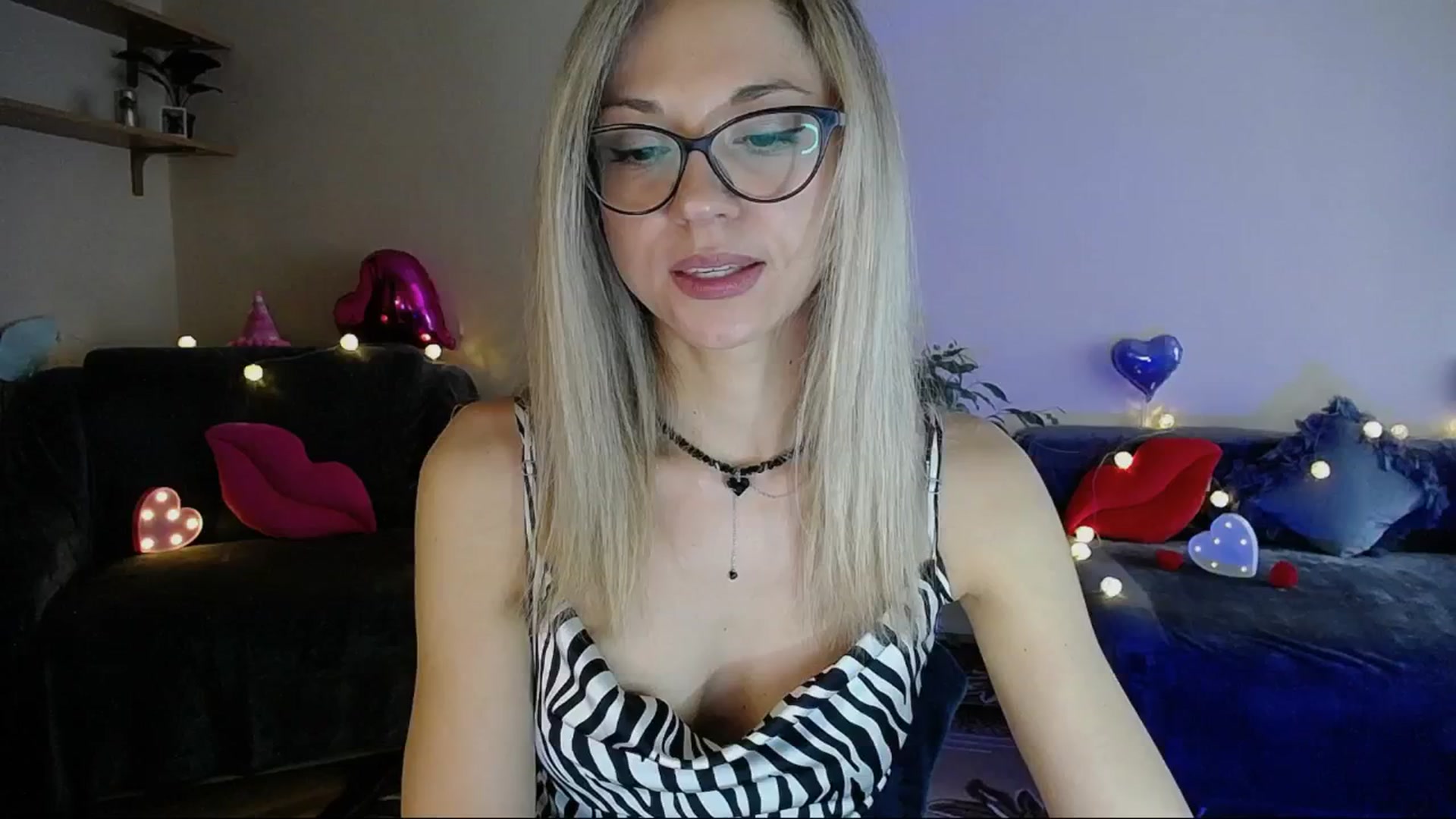 Gallery image thumbnail from Sunshine_alis's myfreecams stream on, 06/06/2025, 15:49 image 19 of 20