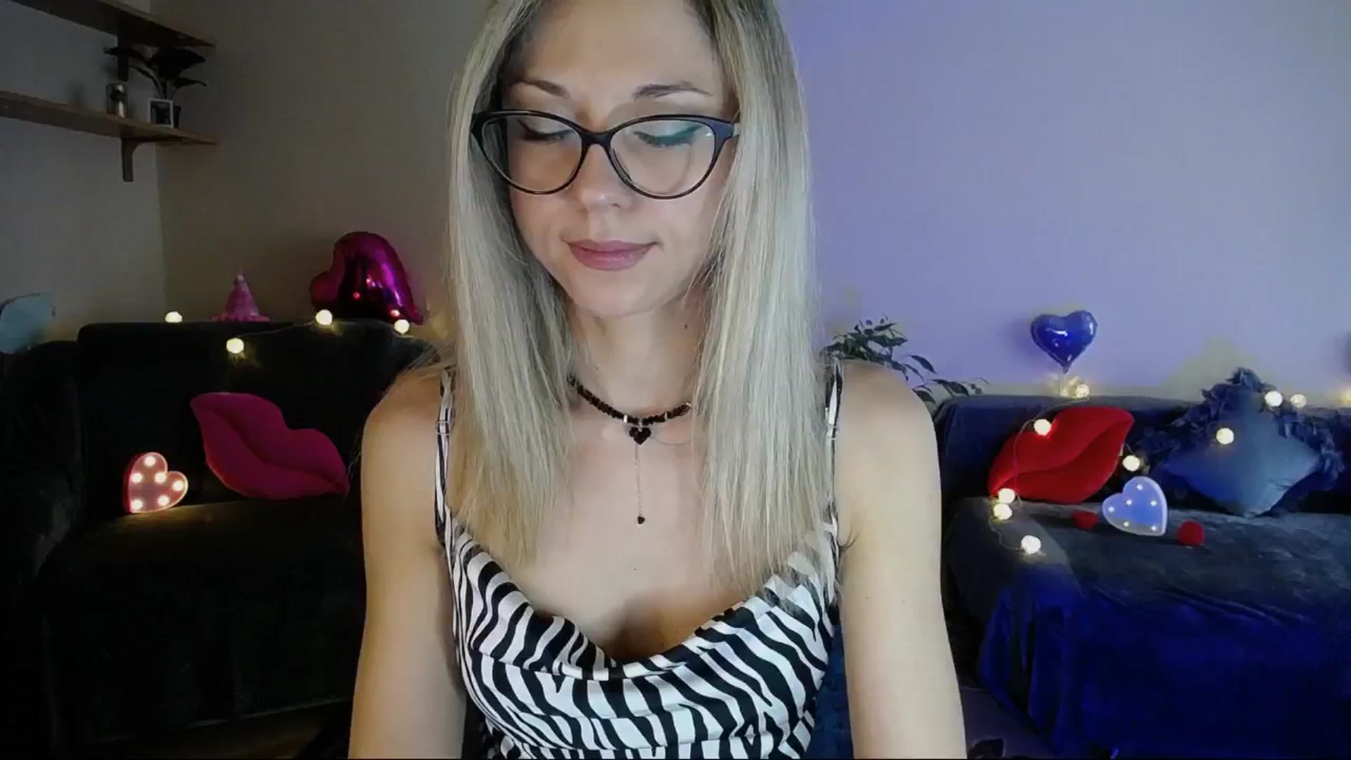 Gallery image thumbnail from Sunshine_alis's myfreecams stream on, 06/06/2025, 15:49 image 11 of 20