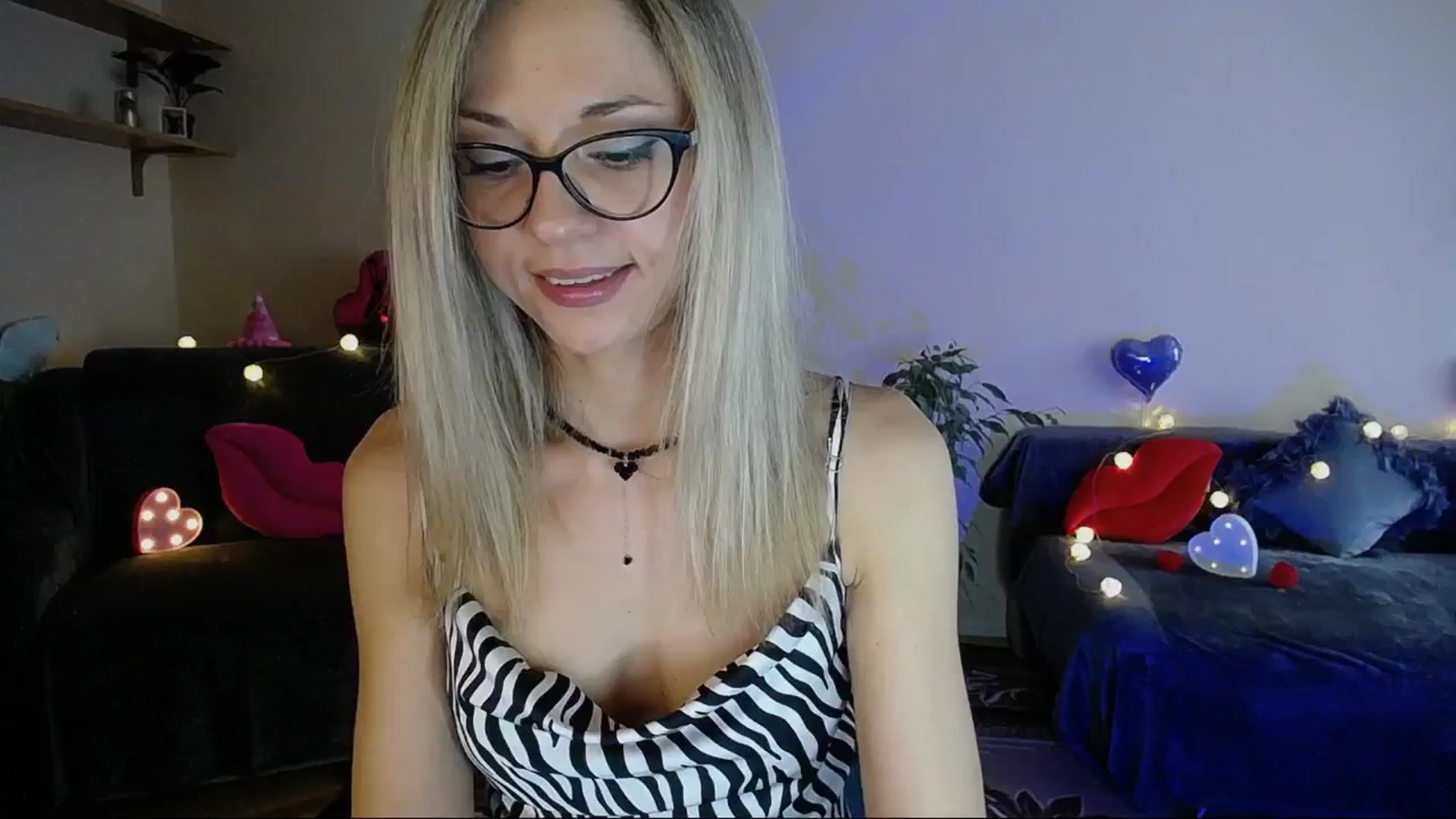 Gallery image thumbnail from Sunshine_alis's myfreecams stream on, 06/06/2025, 15:49 image 18 of 20