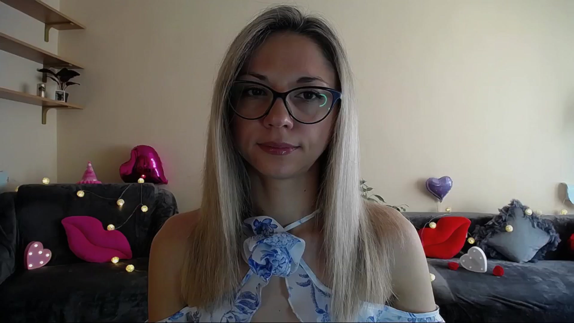 Gallery image thumbnail from Sunshine_alis's myfreecams stream on, 06/07/2025, 15:20 image 4 of 20