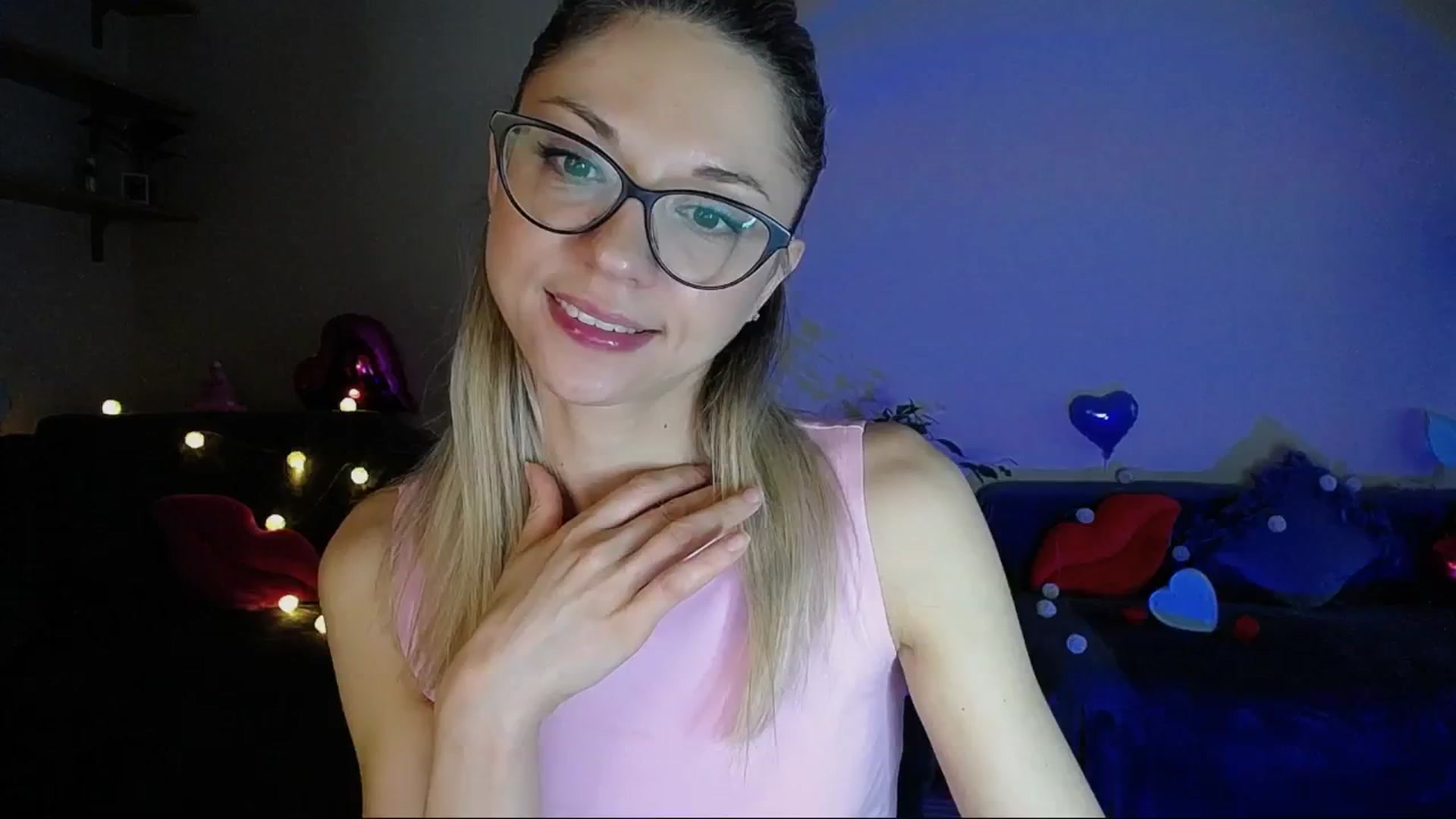 Gallery image thumbnail from Sunshine_alis's myfreecams stream on, 06/08/2025, 18:26 image 3 of 20