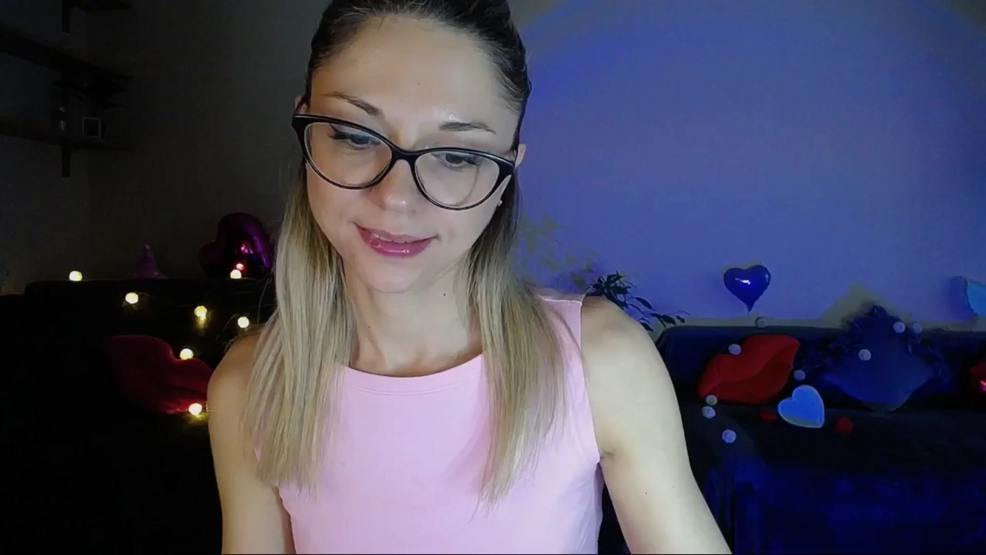 Gallery image thumbnail from Sunshine_alis's myfreecams stream on, 06/08/2025, 18:26 image 1 of 20