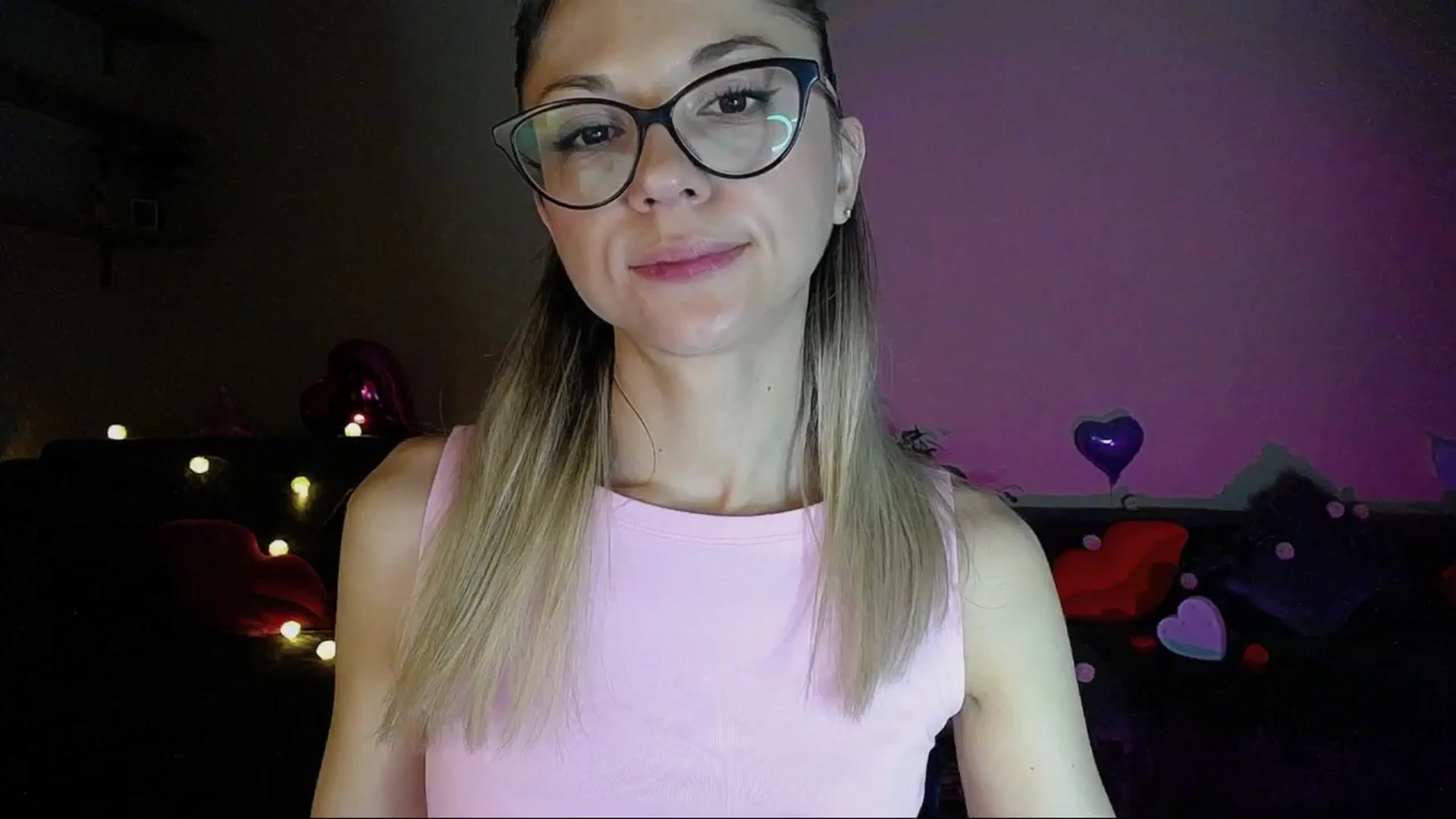 Gallery image thumbnail from Sunshine_alis's myfreecams stream on, 06/08/2025, 18:26 image 19 of 20