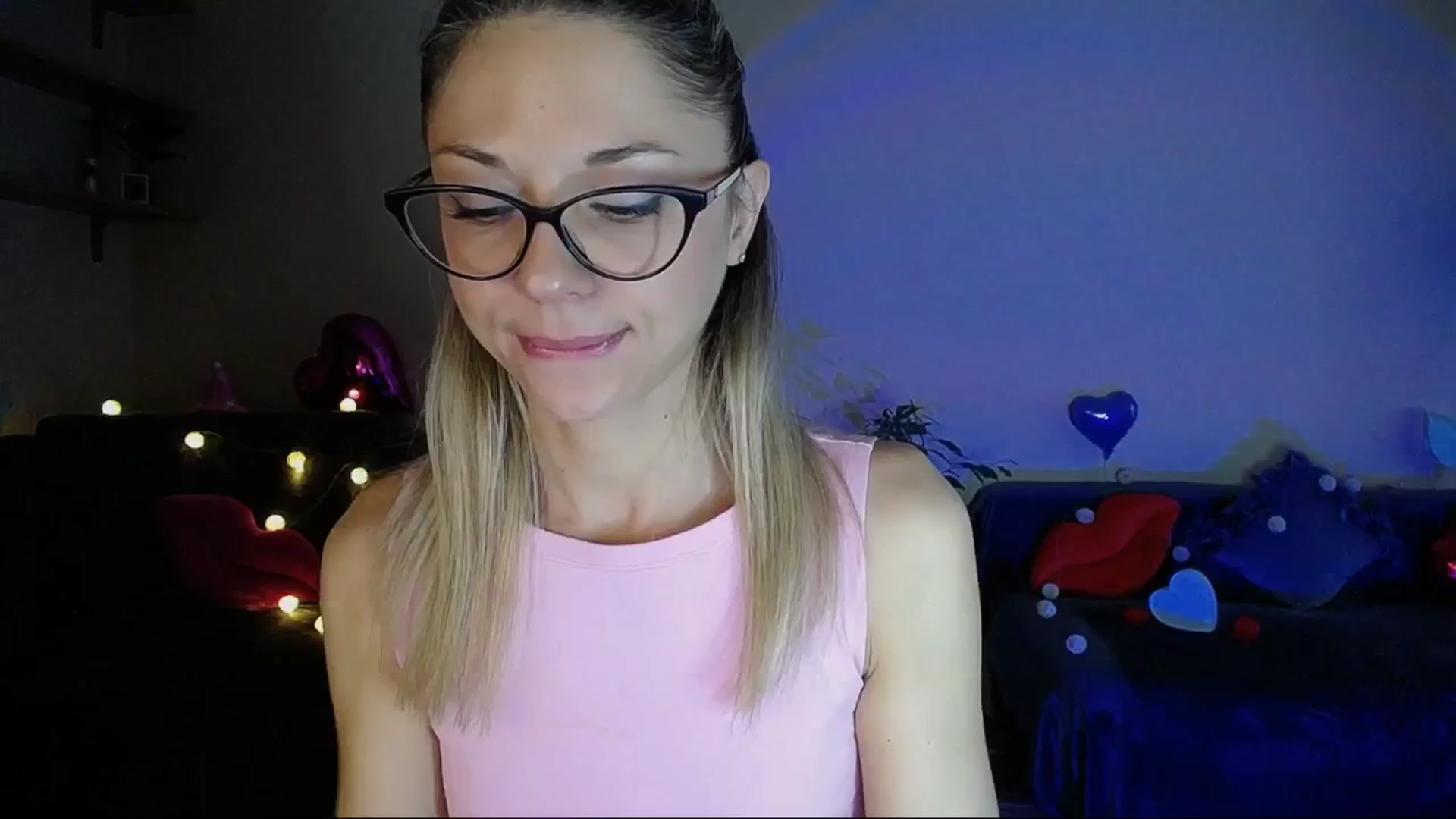Gallery image thumbnail from Sunshine_alis's myfreecams stream on, 06/08/2025, 18:26 image 2 of 20